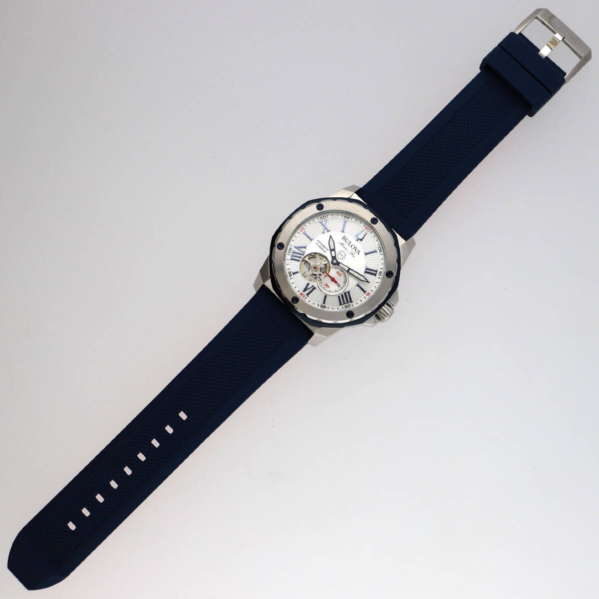 BULOVA Round, skeleton back 98A225 TO310066