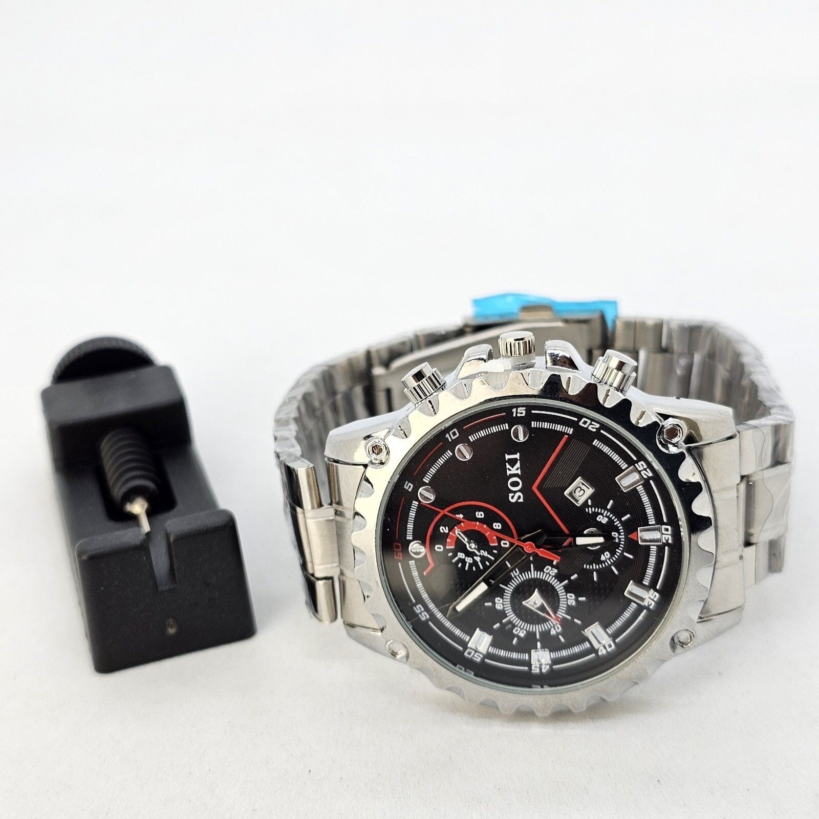 45MM Men’s Watch Gray Case Black Dial Date Indicator Gray Band 8″ New Battery