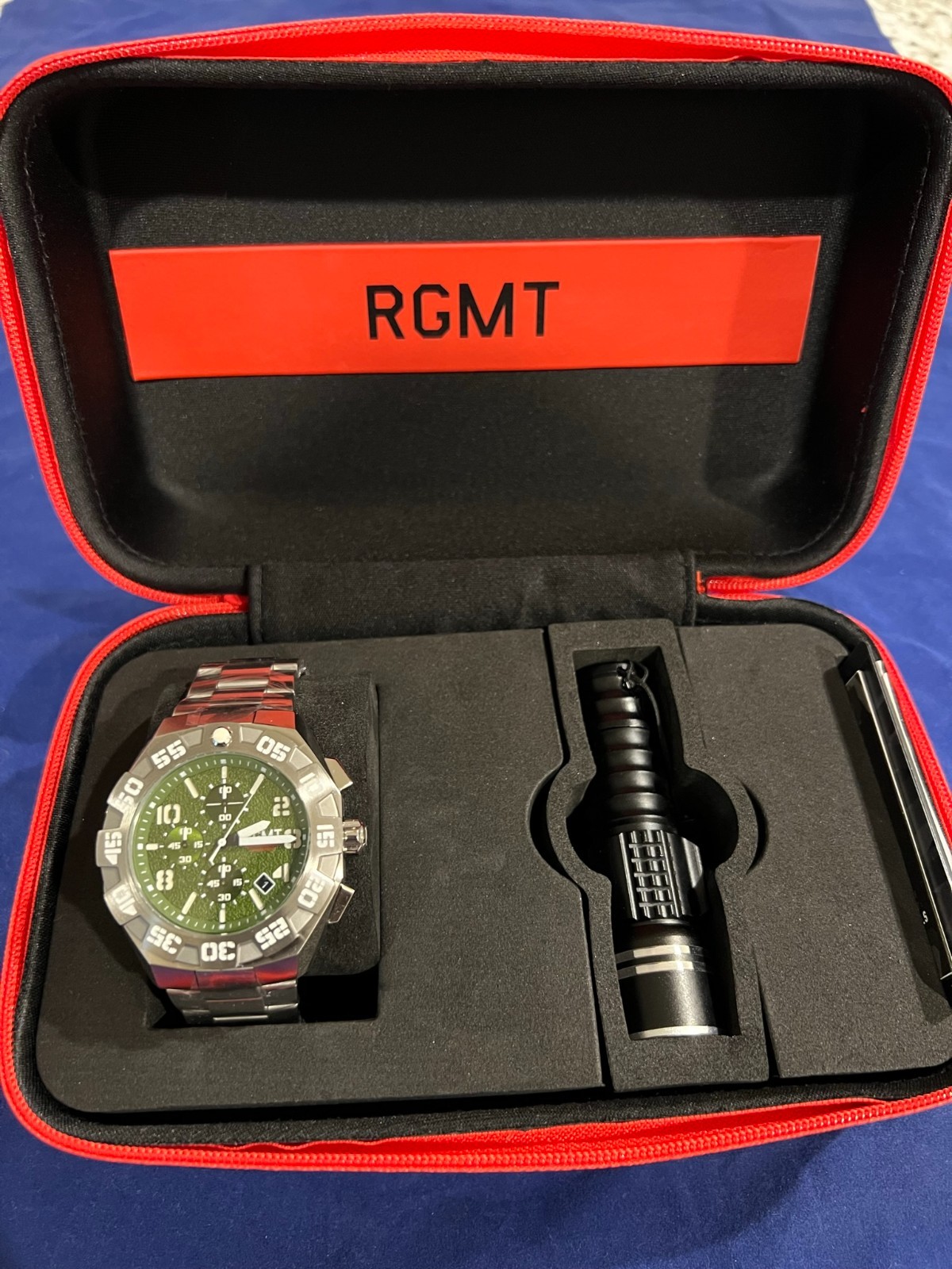 THE RGMT RG‑8005‑22 FIELD MASTER /WITH BONUS FLASHLIGHT, BRAND NEW