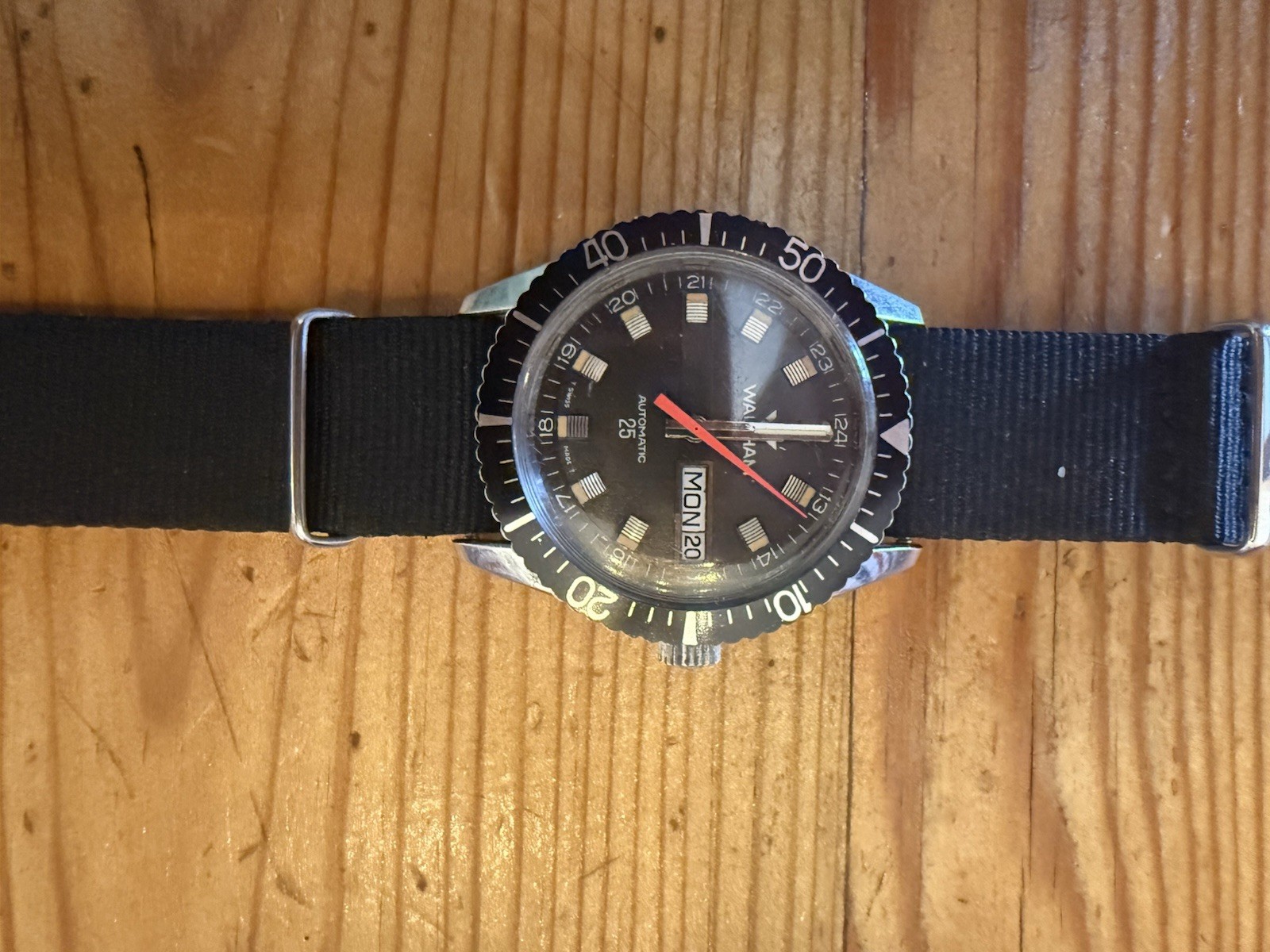 Waltham Vintage 1970s Day Date Automatic Skin Diver NATO Strap