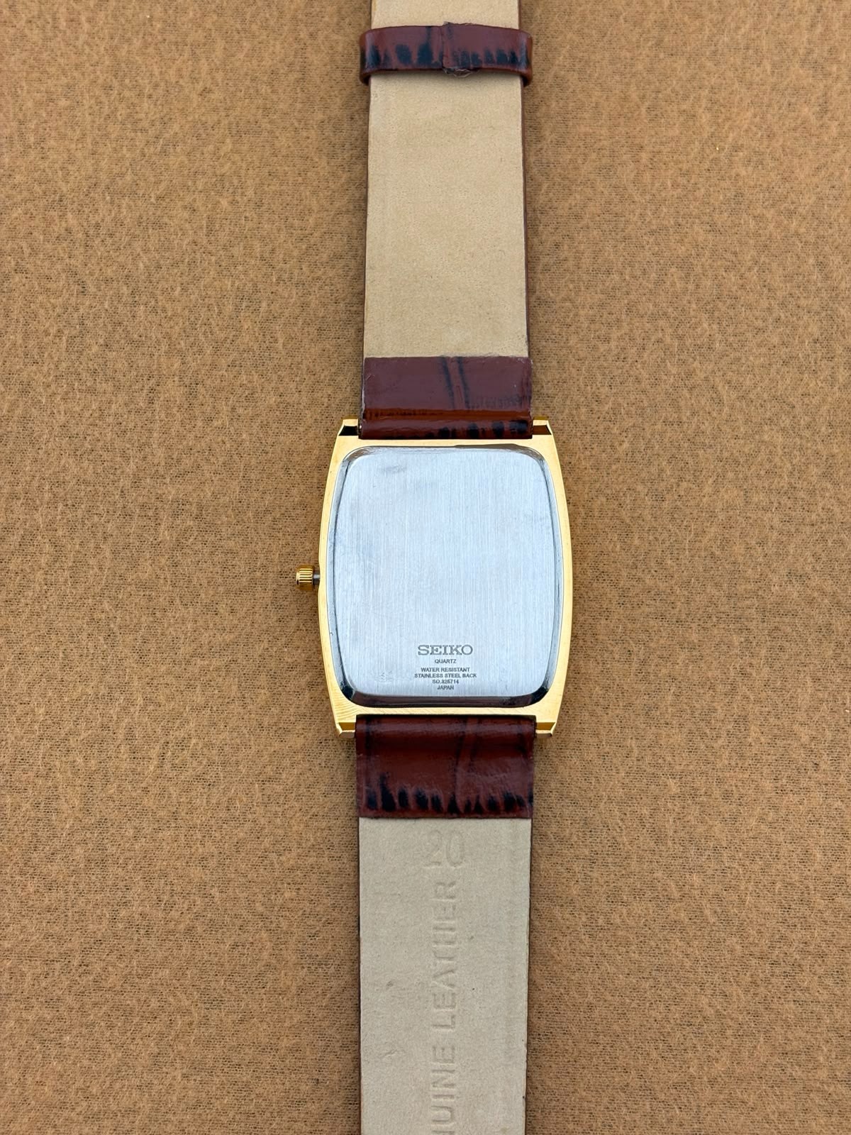 WHITE DIAL Vintage Seiko Slim Tonneau Tank Men’s Wristwatch