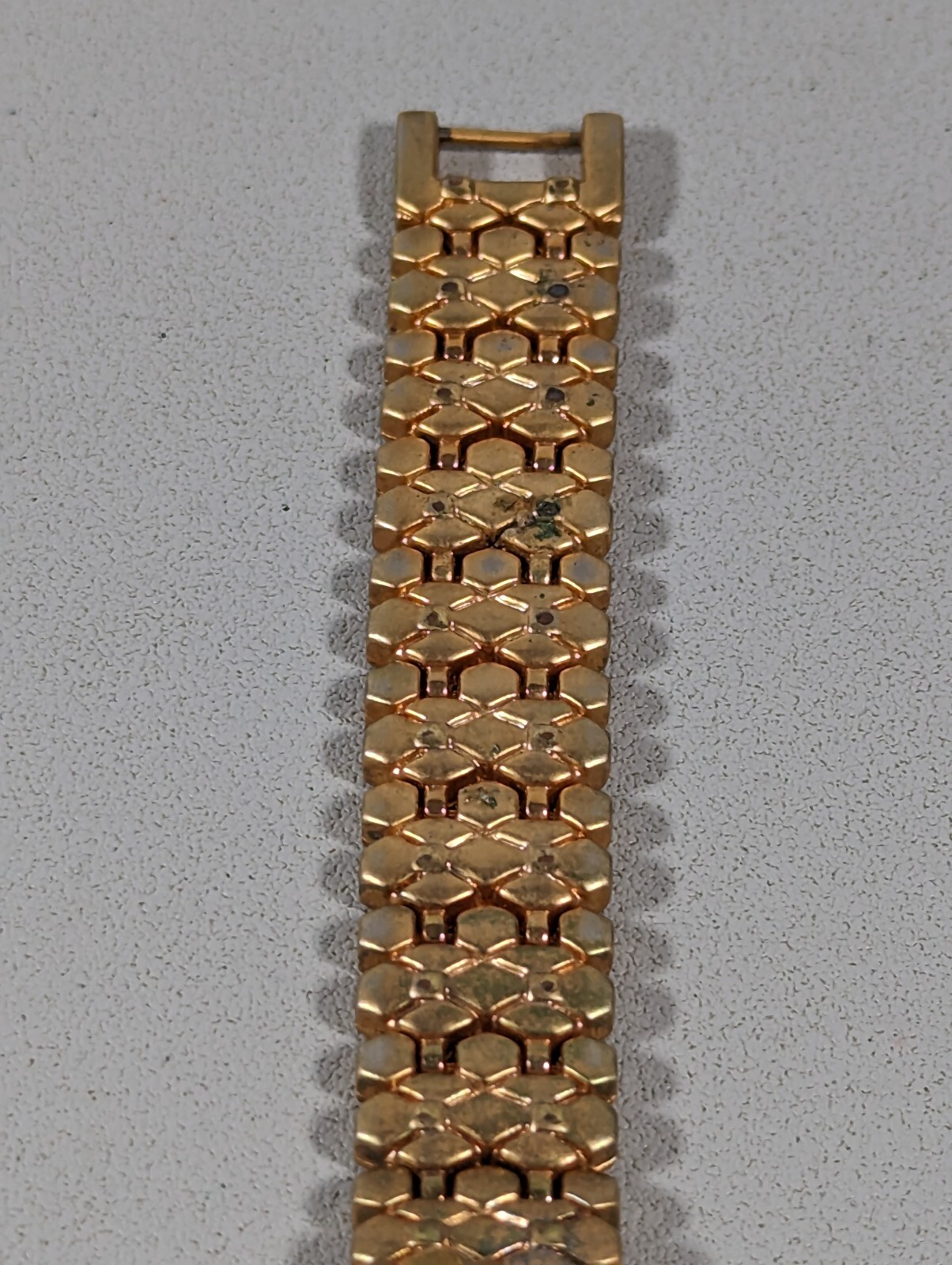 Geneva Blue Purple Dial Raised Prism Crystal Gold Tone Case Bracelet Band Watch