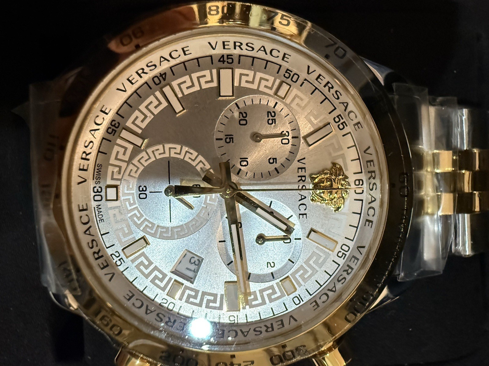 Versace VE2U00422 Hellenyium Chrono white silver gold Steel Men’s Watch NEW