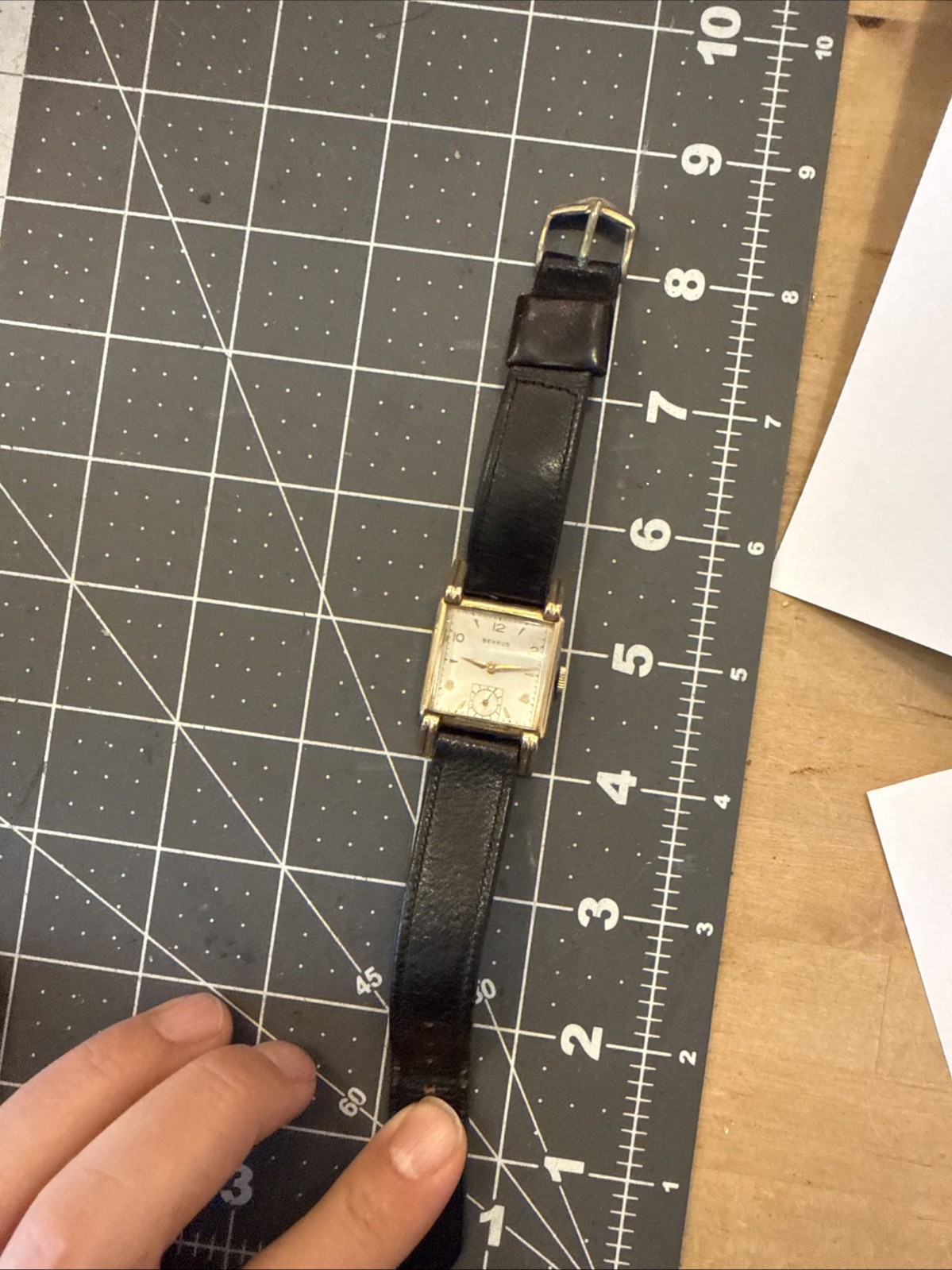 1950s Benrus Men’s Square tank watch domed glass 10K RGP runs Fancy Lugs
