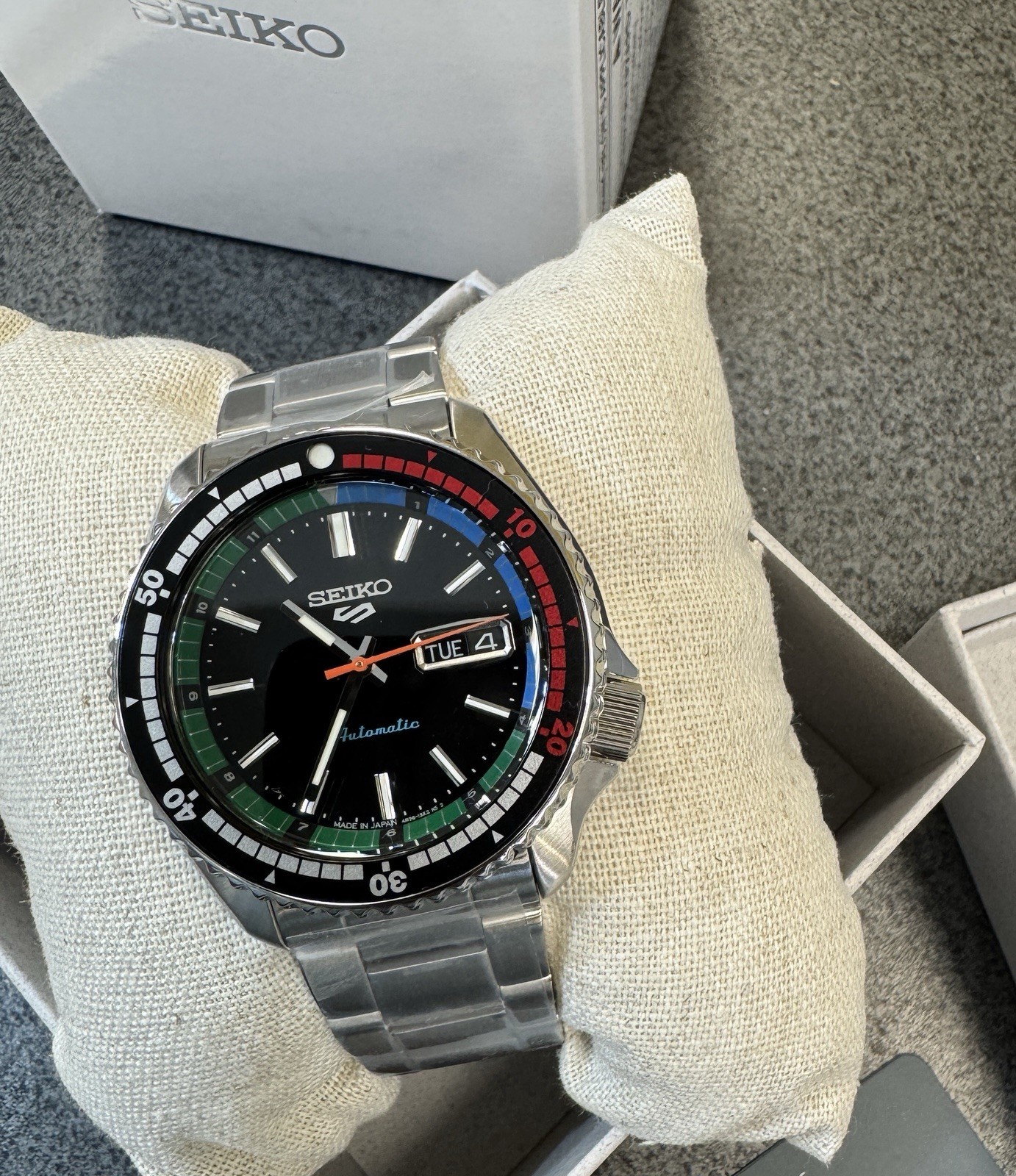 Seiko 5 Automatic Black Dial Steel Bracelet Men’s Limited Watch SRPK13 Japan New