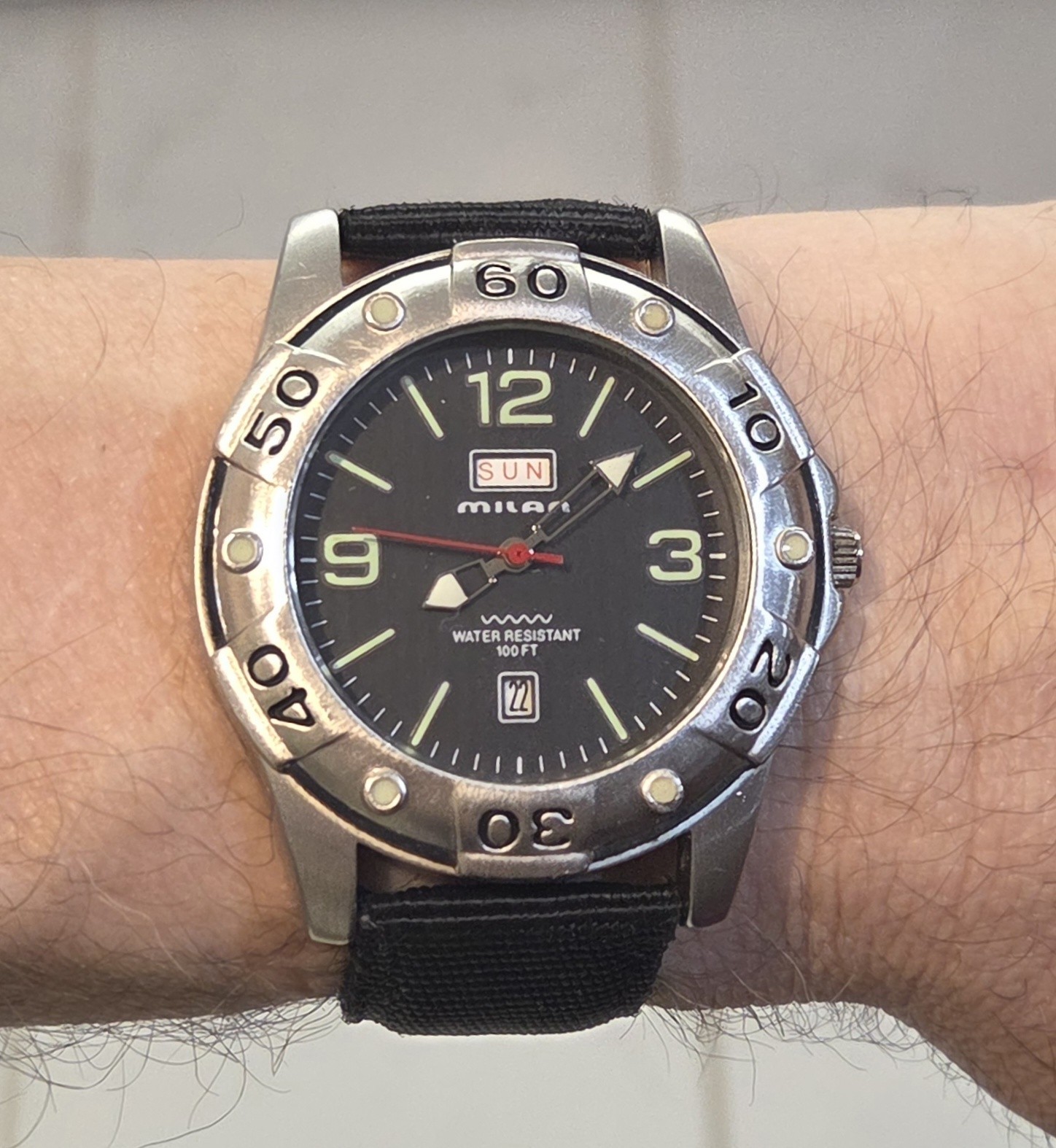 MILAN Divers Style Quartz Watch – New Battery – Water Resistant To 100′ – L@@K!