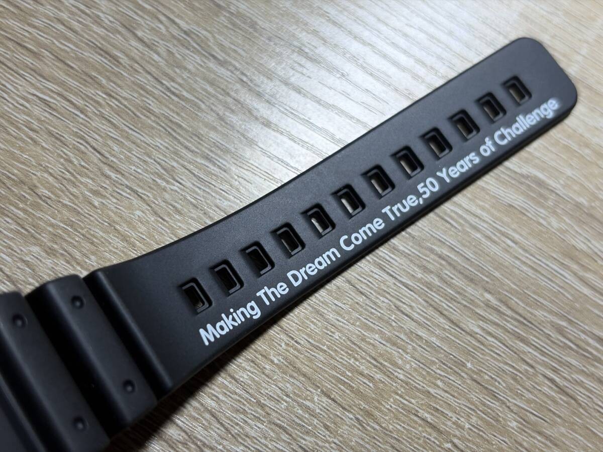 Unused item! Box with tag Casio G-Shock DW-6900 Honda limited 3rd black wing