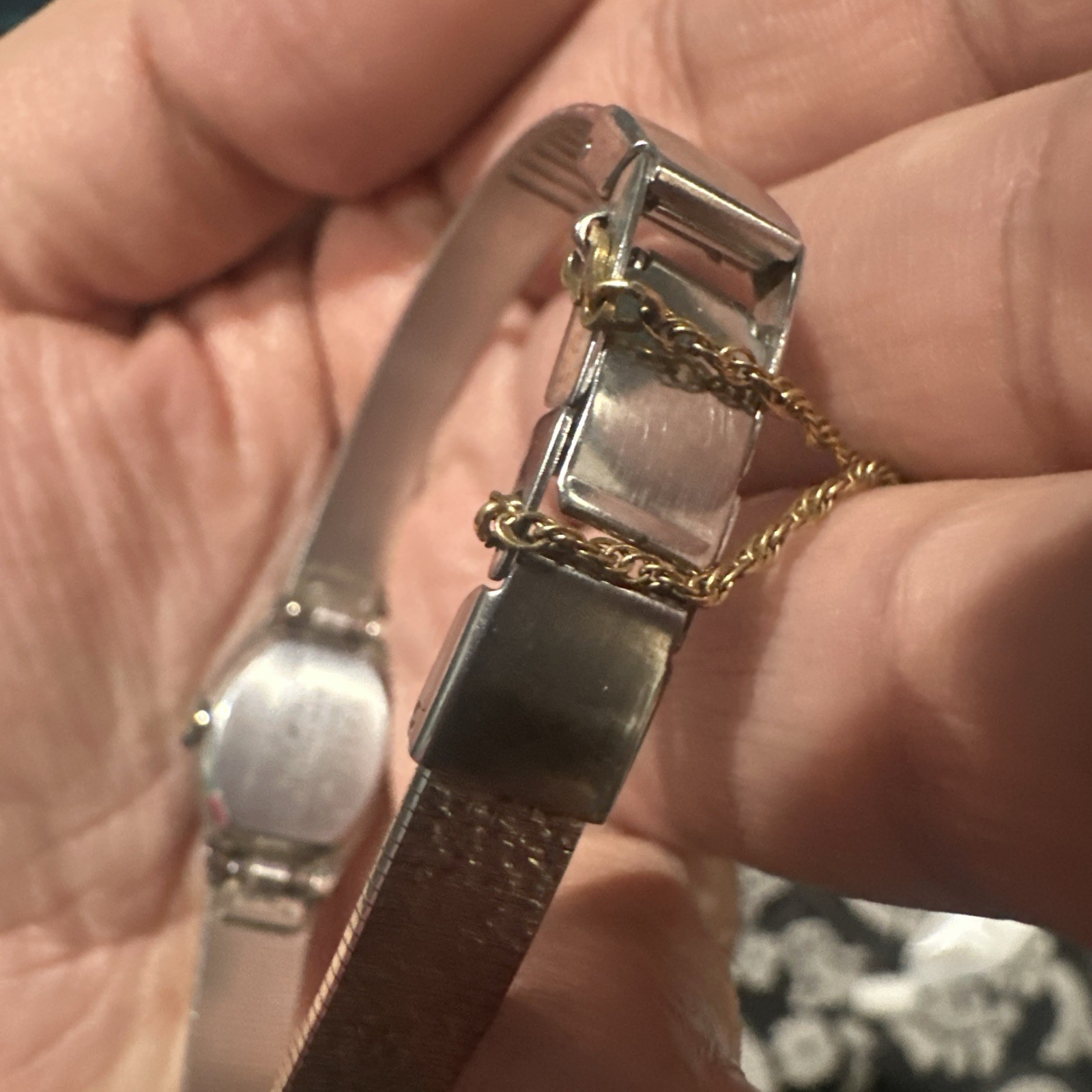 Working Vintage SEIKO Ladies 1100-1519 Manual Wind Watch 16mm For Big Wrist 7.25