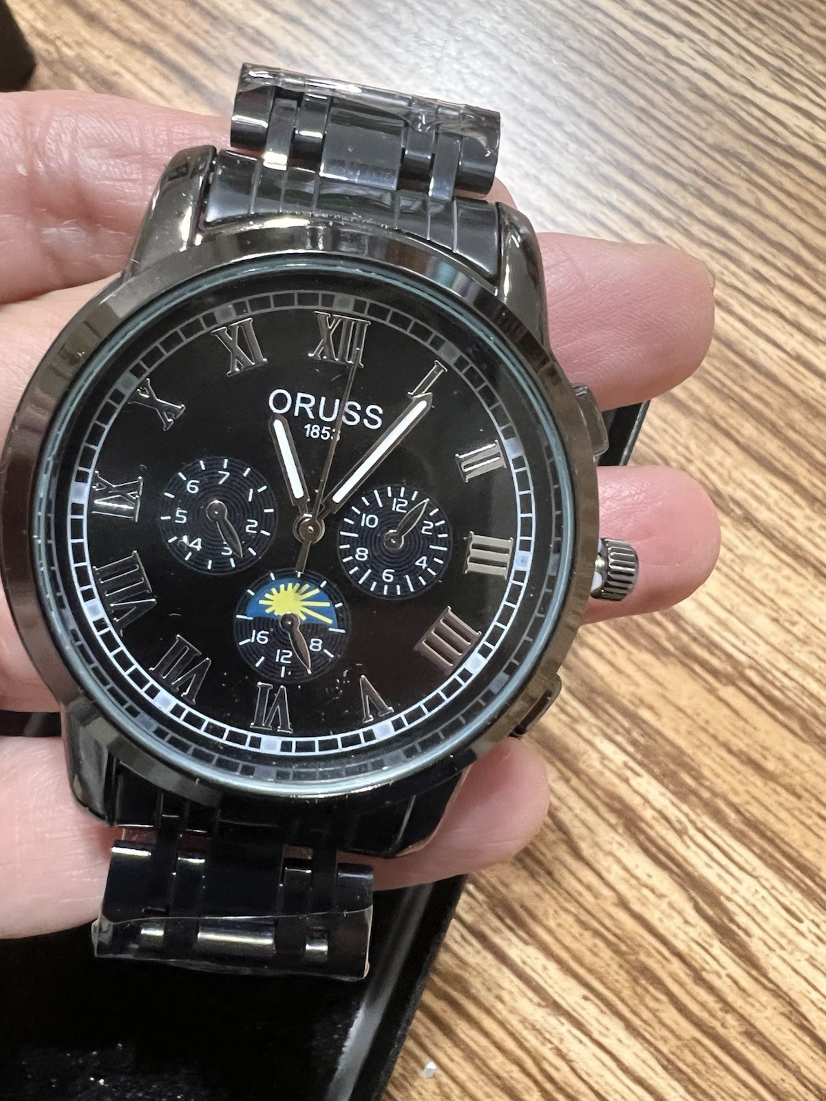 Oruss Men’s Fashion Quartz Watch Stainless Steel Strap.
