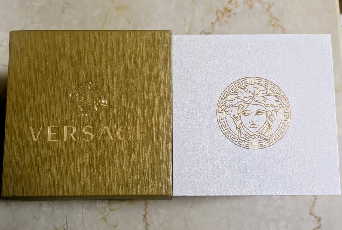 [B1Y] Versace Greca Logo Chronograph Green Silver Watch VEZ900121 [c3p]