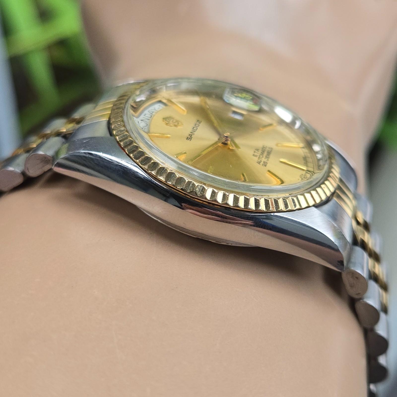 Vintage SANDOZ men’s automatic watch day/date swiss made 1980s