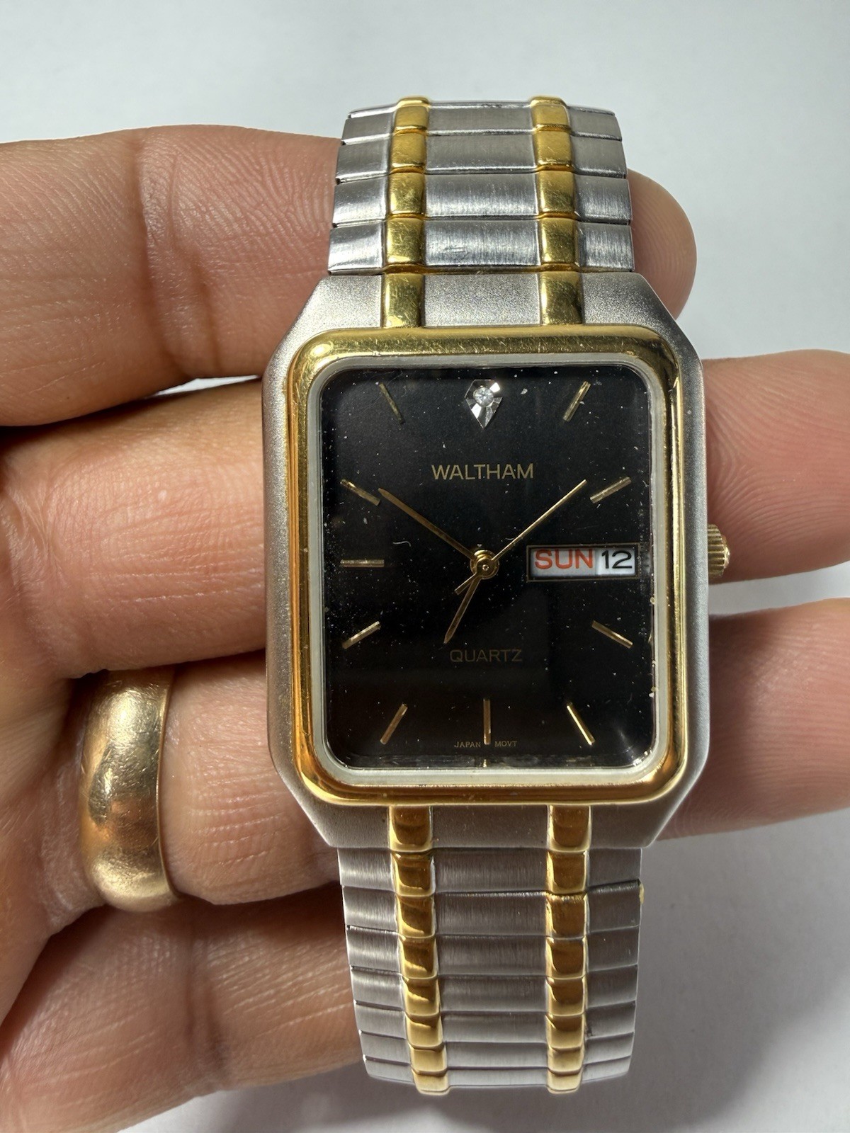 Waltham WME13 Men’s Quartz Day/Date Black Dial Two-Tone 33mm Watch (needs batte