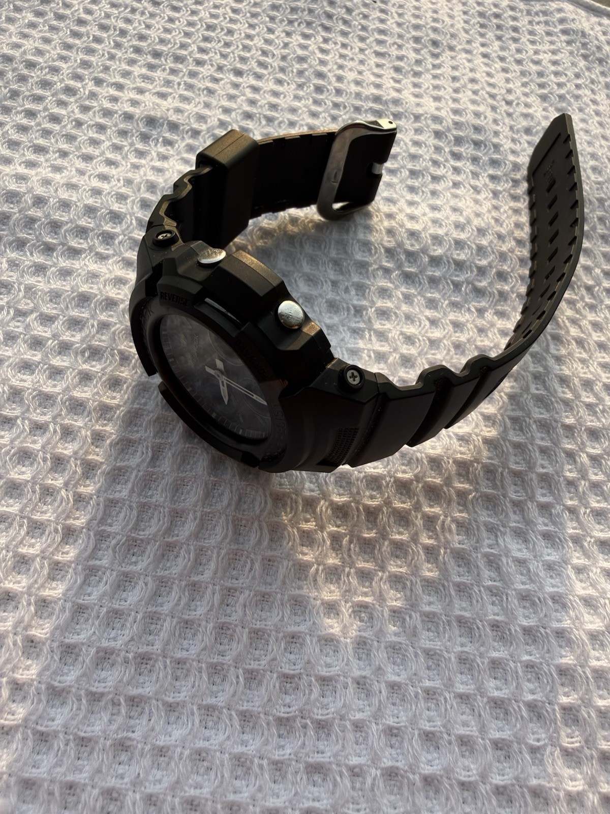 Casio G-SHOCK AWG-M100B Tough Solar Atomic Multiband 6 Black Resin 200m