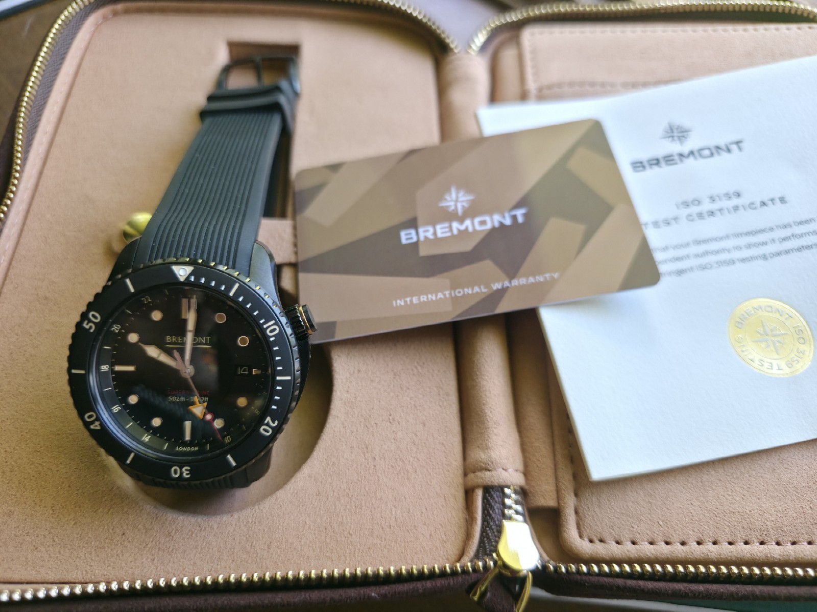 Bremont Supermarine Men’s Black Watch GMT Diver – S502-JET-R-S