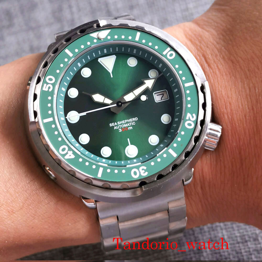 46.5mm Green Black Dial Sapphire Glass Luminous NH35A 200m Diver Automatic Watch