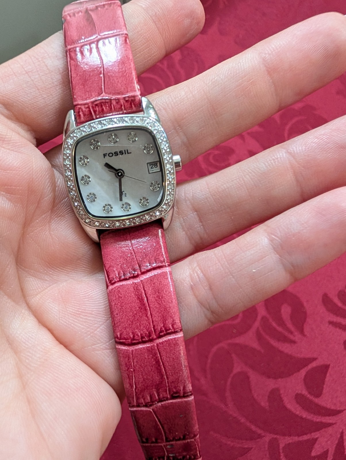 Fossil F2 Women’s Quartz Watch Square White Dial Red Leather Untested