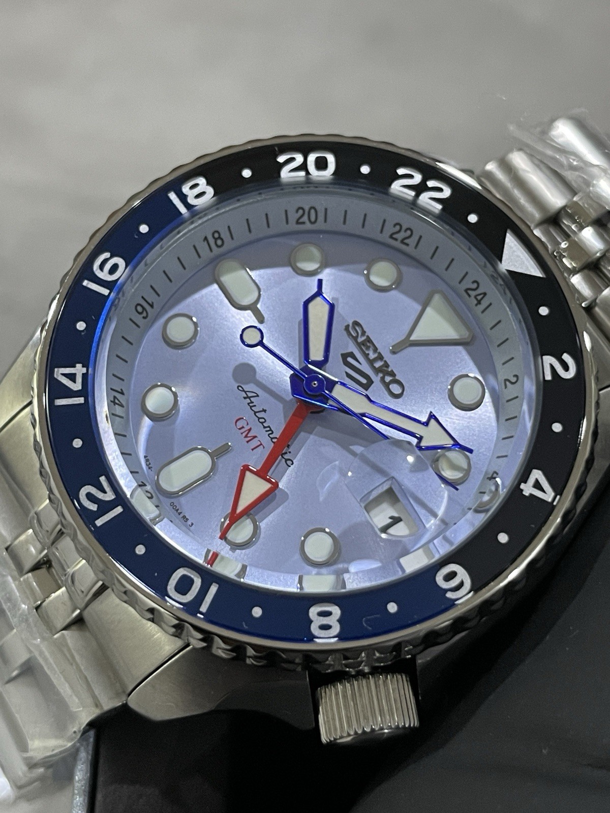 SSK029K1 GMT ICE BLUE LIMITED EDITION 580/1000 NEW