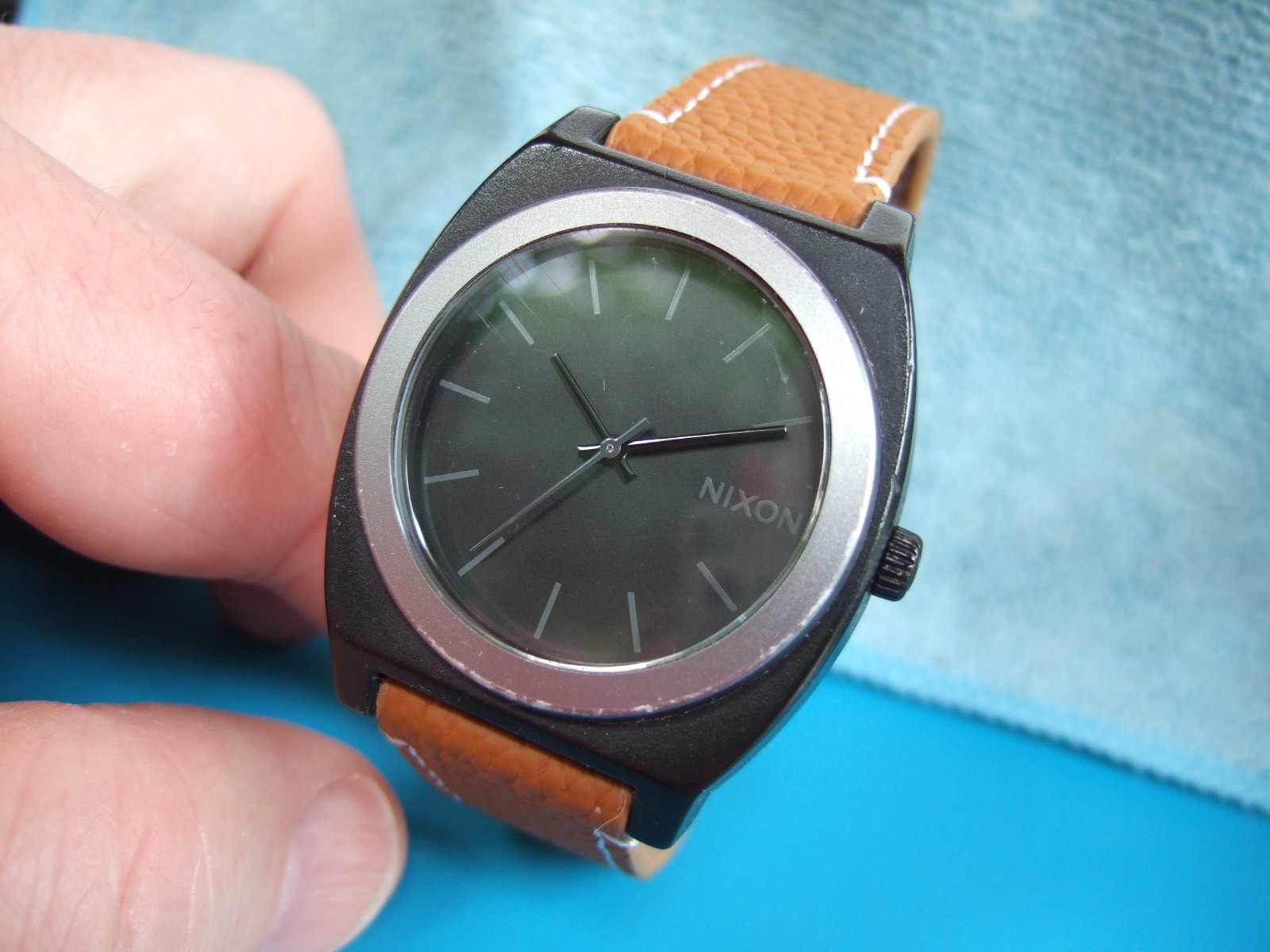 Men’s Nixon Minimal “The Time Teller” Black Polycarbonate watch!