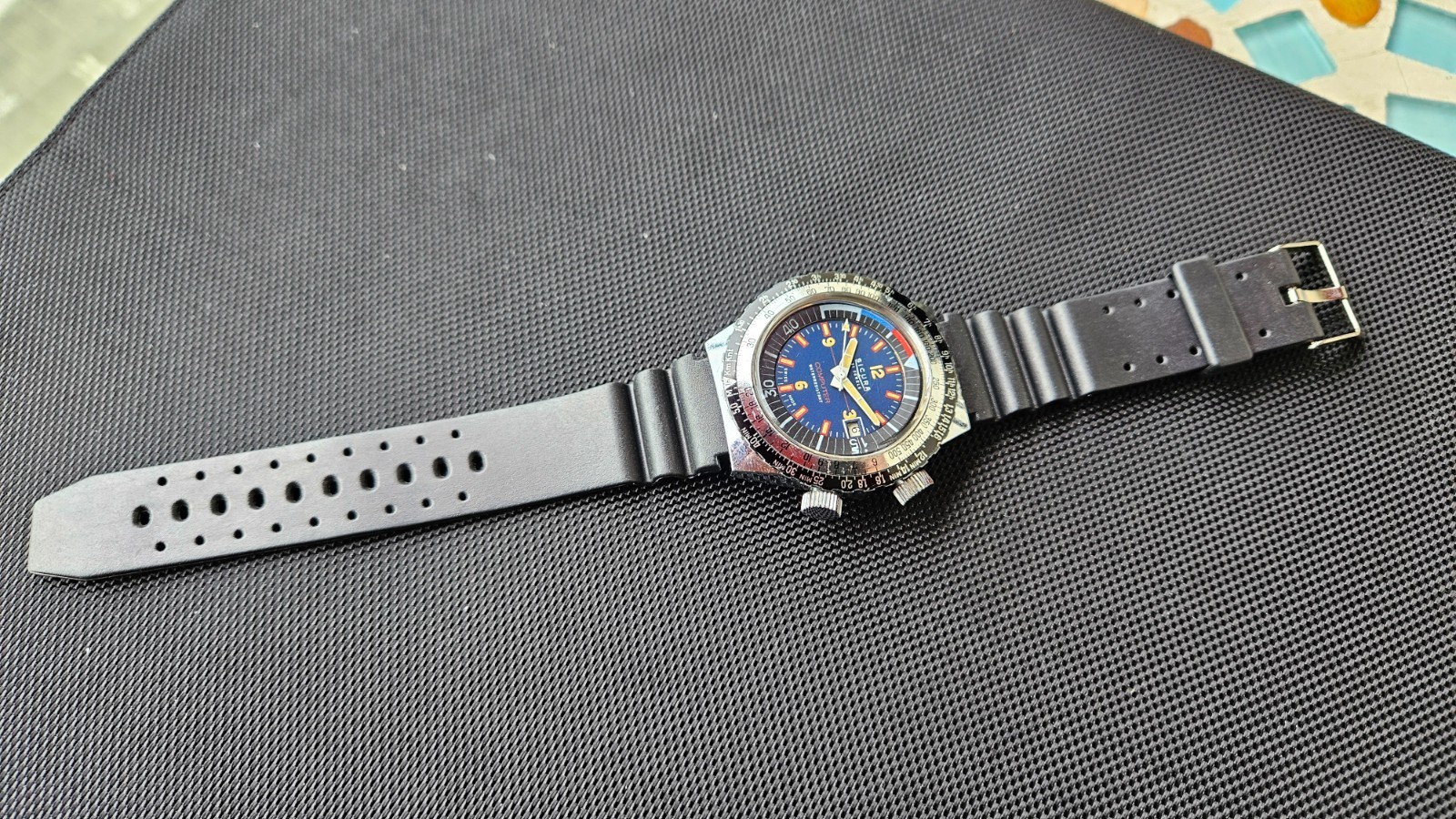 Sicura 21 Jewels Computer blue Dial manual wind rotating bezel Vintage