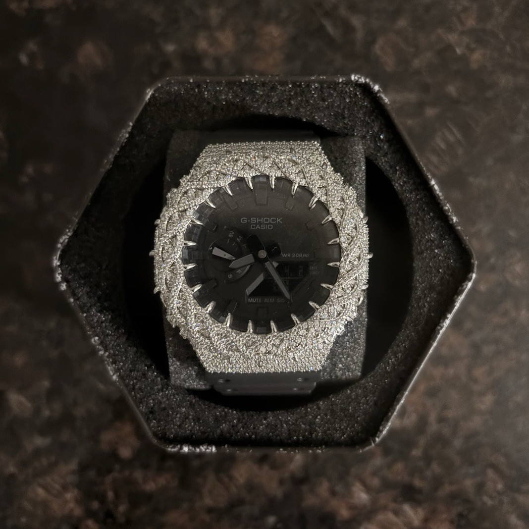Casio G-SHOCK Analog-Digital Quartz WR200m 45mm Silver/Black Custom Bezel