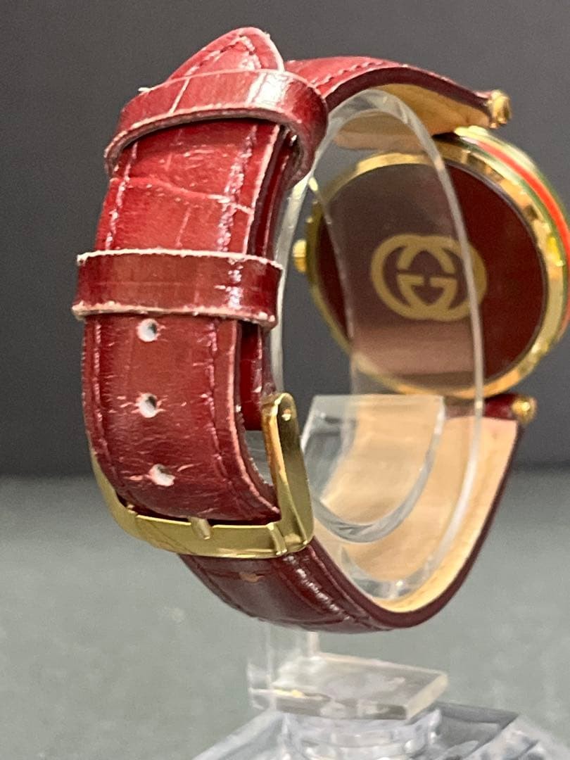RARE GUCCI 2000M Sherry Line Vintage Unisex Red White Gold Working NEW BATTERY