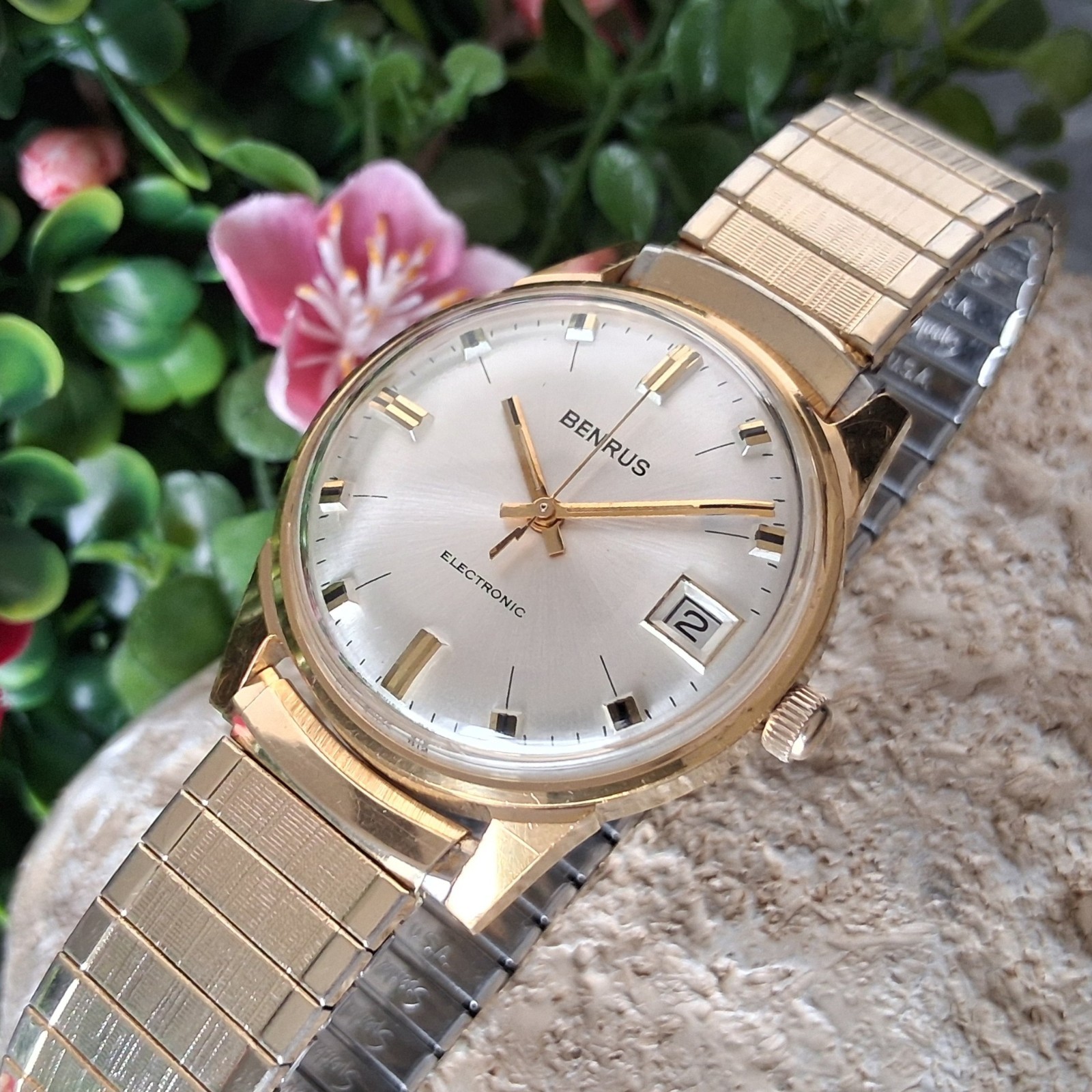Serviced 1972 Benrus Electronic “Cyclone” Men’s Vintage Watch Sweep Second Hand