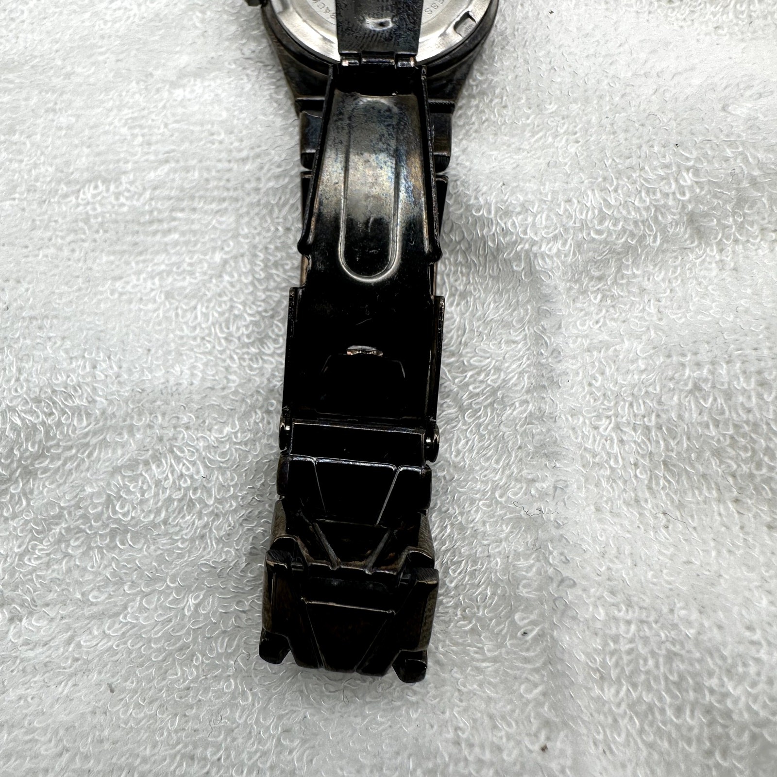 Versales Black Quartz Analog Watch with Geometric Metal Bracelet