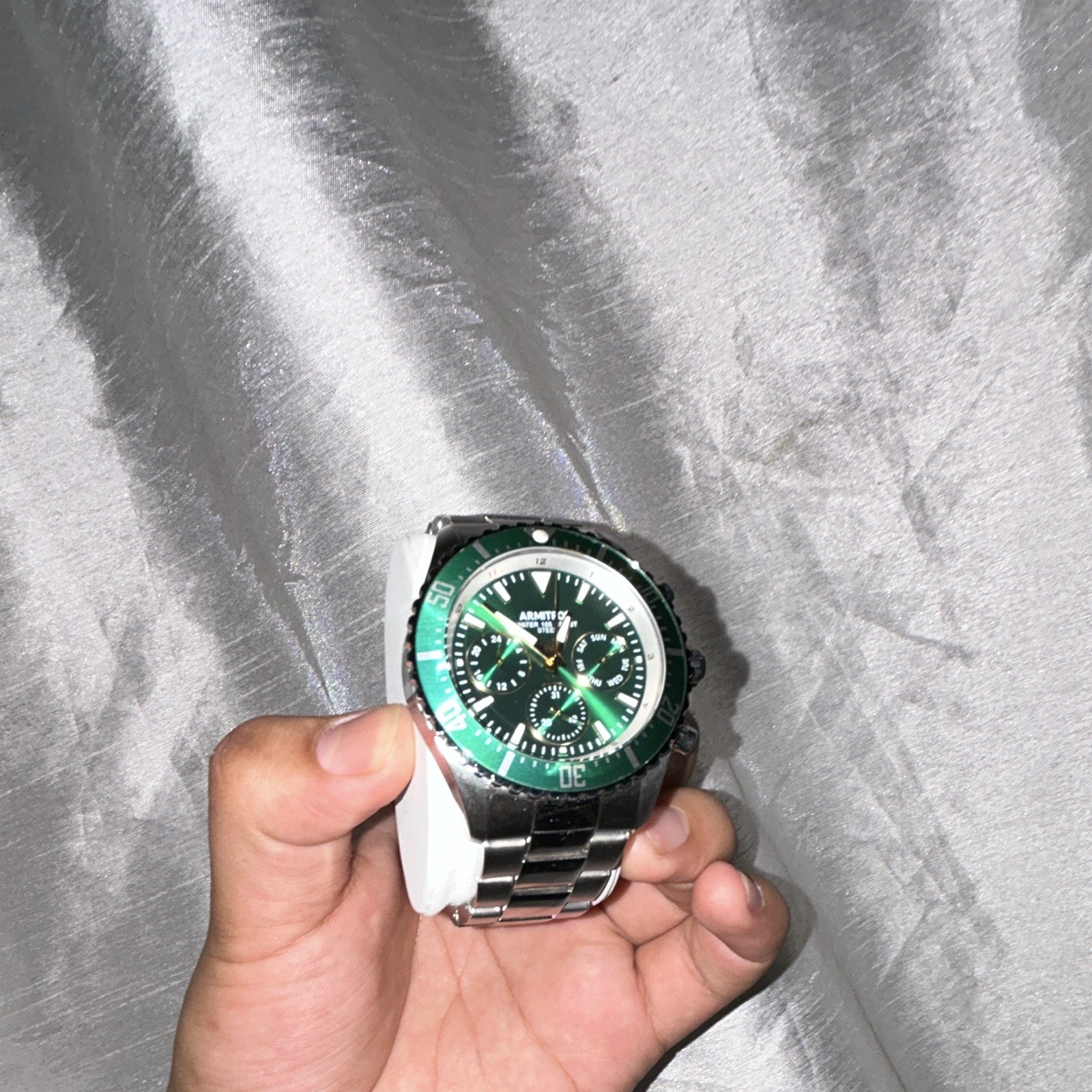 Armitron Men’s Quartz Chronograph Watch Green Dial/Bezel SS Bracelet 50m Box
