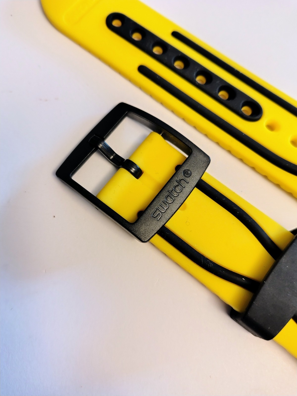 Swatch Watch Strap Fun Scuba SUGB101 Bowtie Yellow Underwater Wristwatch