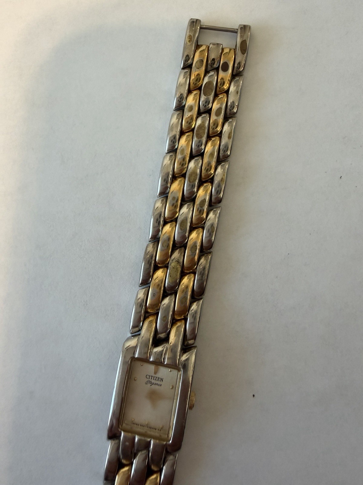 Citizen Analog Wristwatch Women Silver Gold Metal Band White Dial Baton Indexes