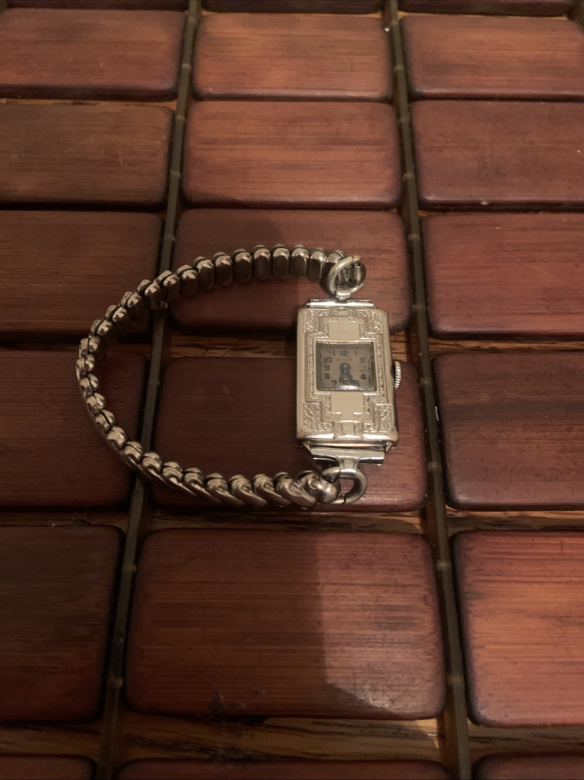 Antique 1920s Art Deco Women’s Elgin Illinois Watch Case Co Watch