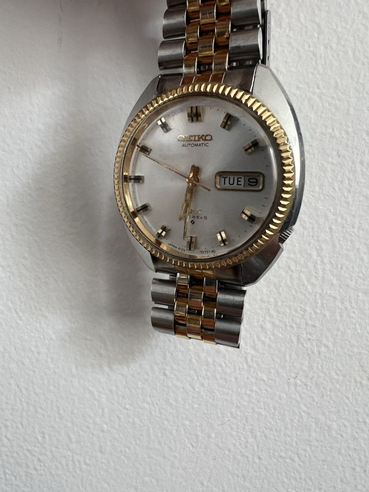 Vintage 1971 Seiko DX Automatic Day Date 6106-7047 Two Tone Jubilee Running