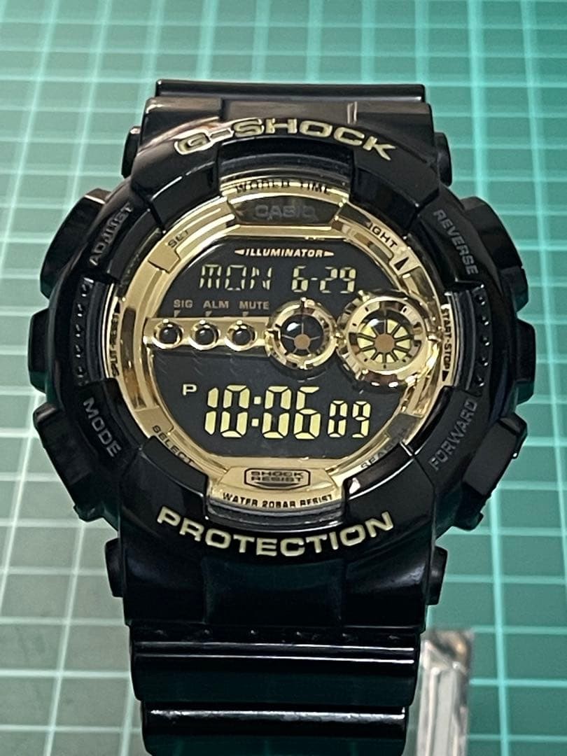 CASIO G-SHOCK GD-100GB Black x Gold, Working Condition, Excellent Conditio【USED】