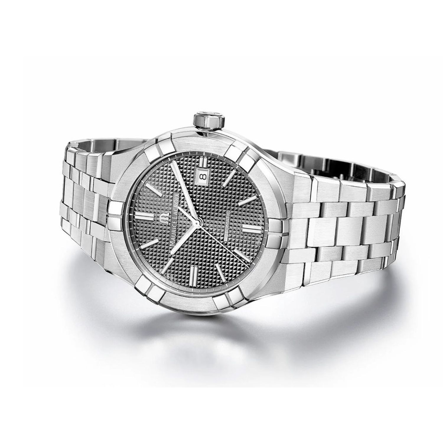 Maurice Lacroix AI6008-SS002-230-1 Store Display 10 out of 10 Men’s Aikon Grey