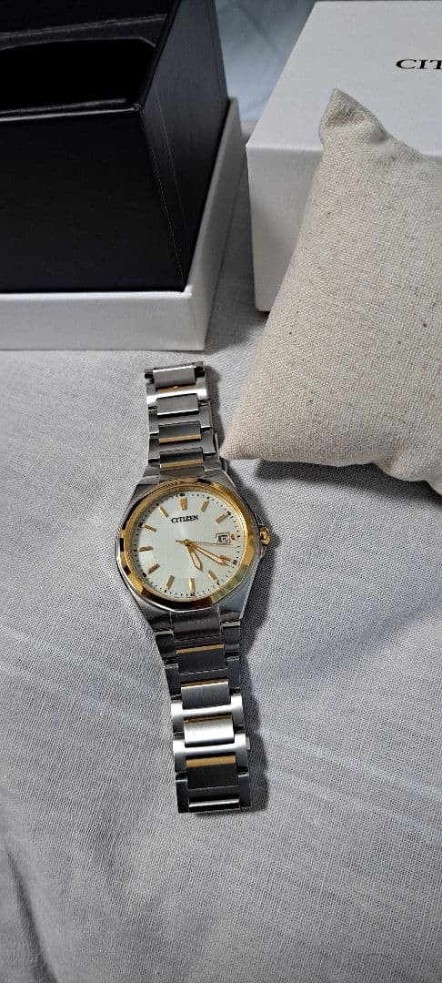 CITIZEN BM6664 67P Silver Gold