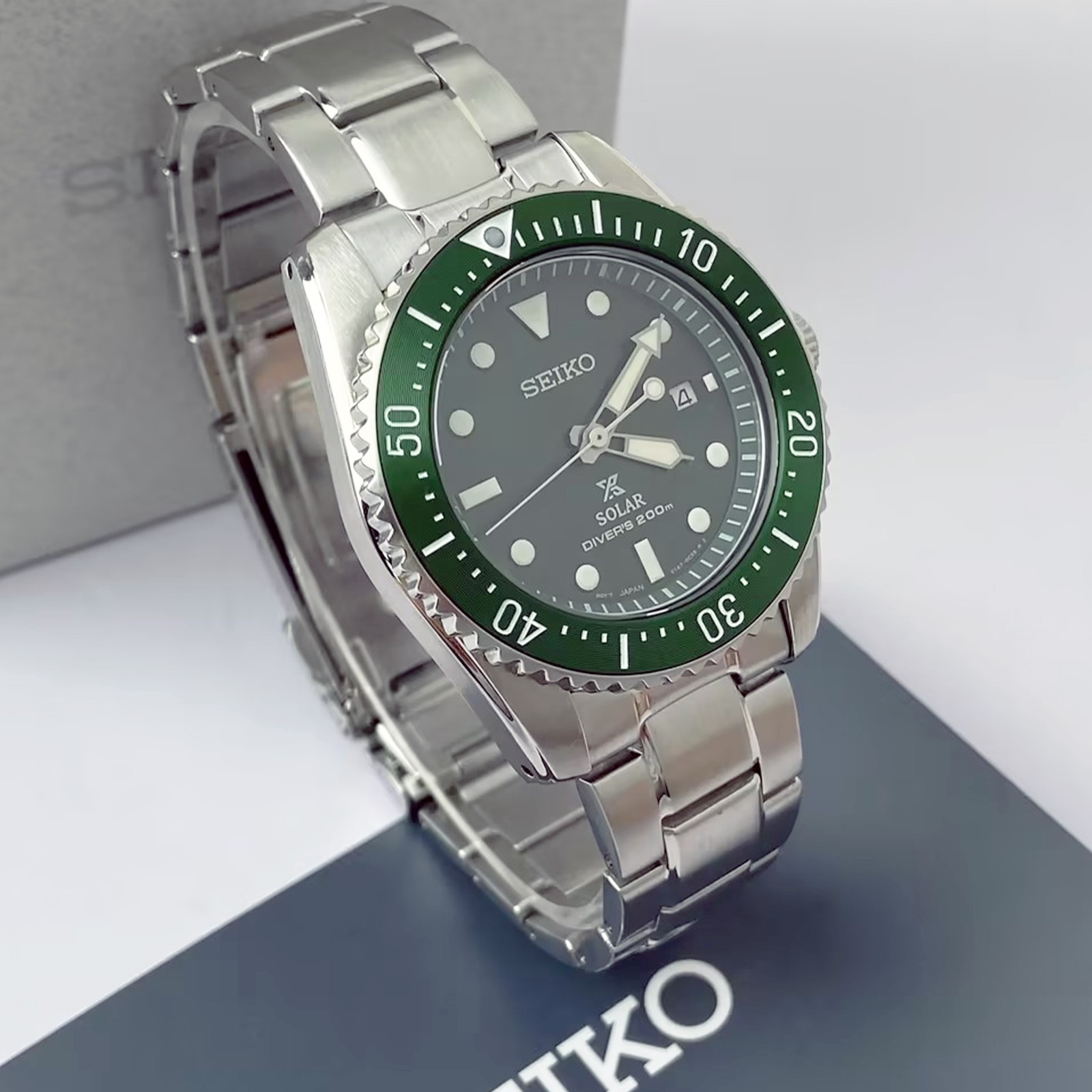Seiko Prospex Sea Solar Power Green Dial Men Stainless Steel SNE583 Watch 38.5mm