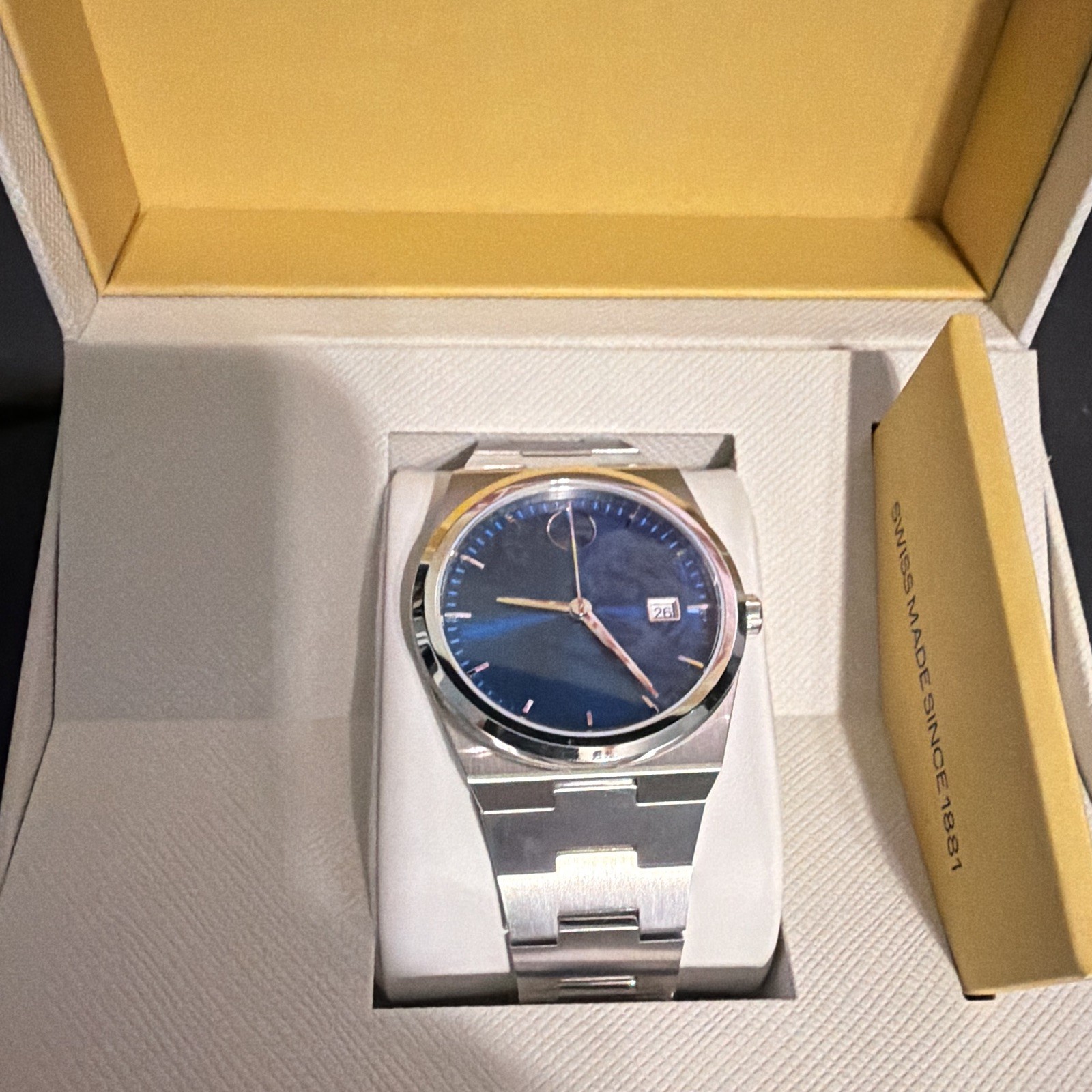 Movado Bold Quest Blue Dial Quartz 42mm Silver Stainless Bracelet Date w/ Box