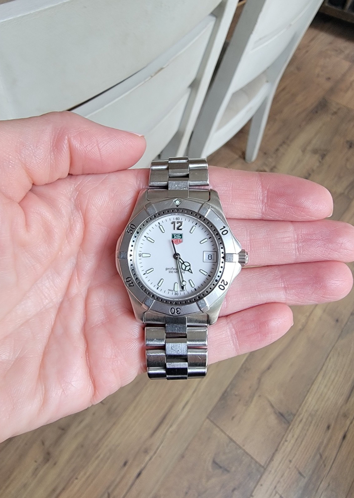 TAG Heuer WK1111.BA0317 Mens 2000 Series Professional Quartz Watch White 8″ 9″