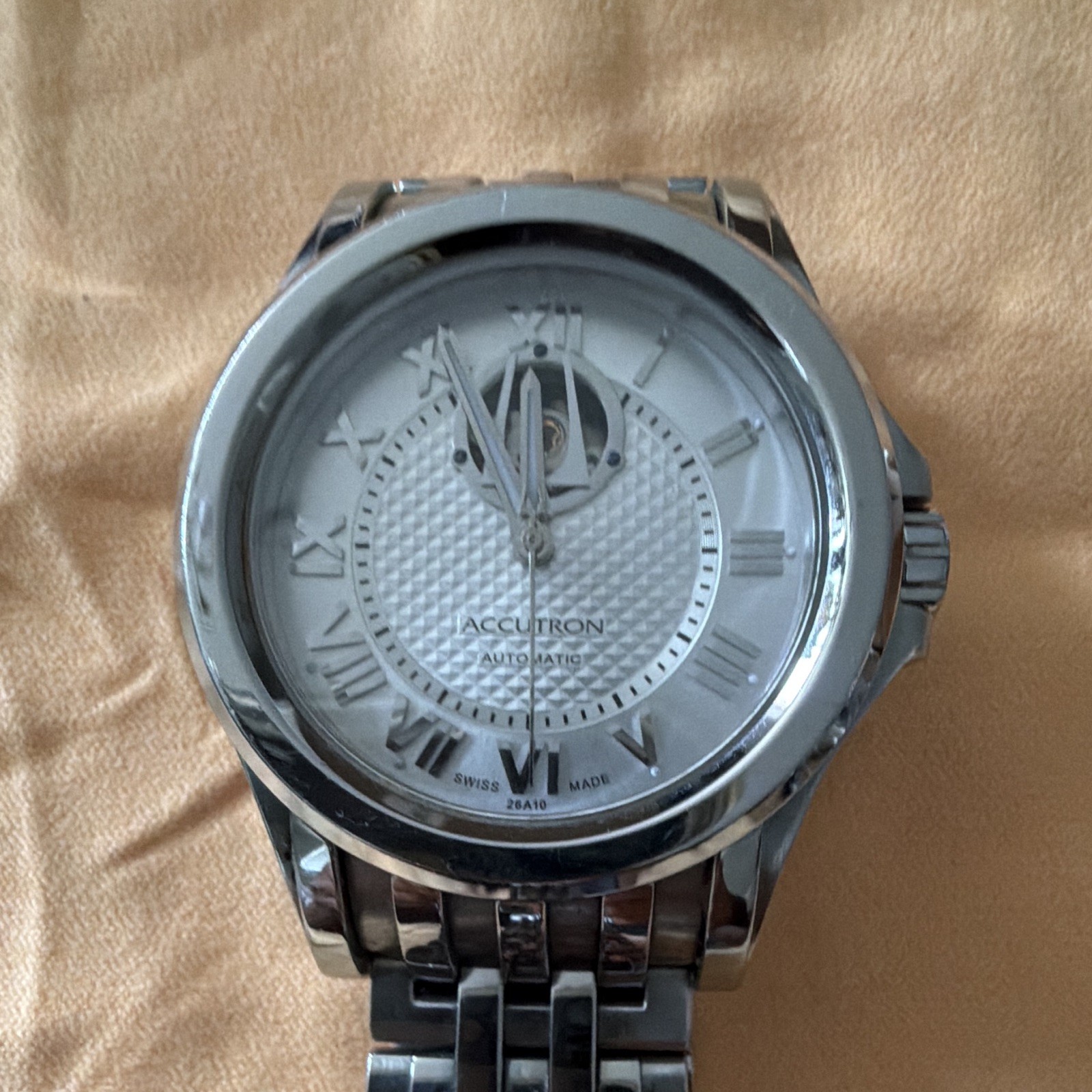 Accutron Men’s Automatic Dress Watch Silver Dial Roman Numerals Metal Bracelet