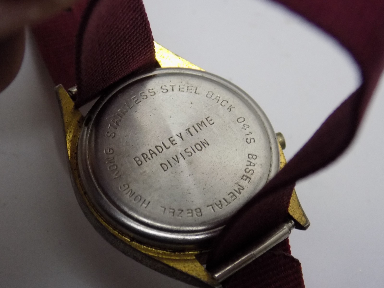 VINTAGE 1980 STRAWBERRY SHORTCAKE DIGITAL WATCH – BY BRADLEY