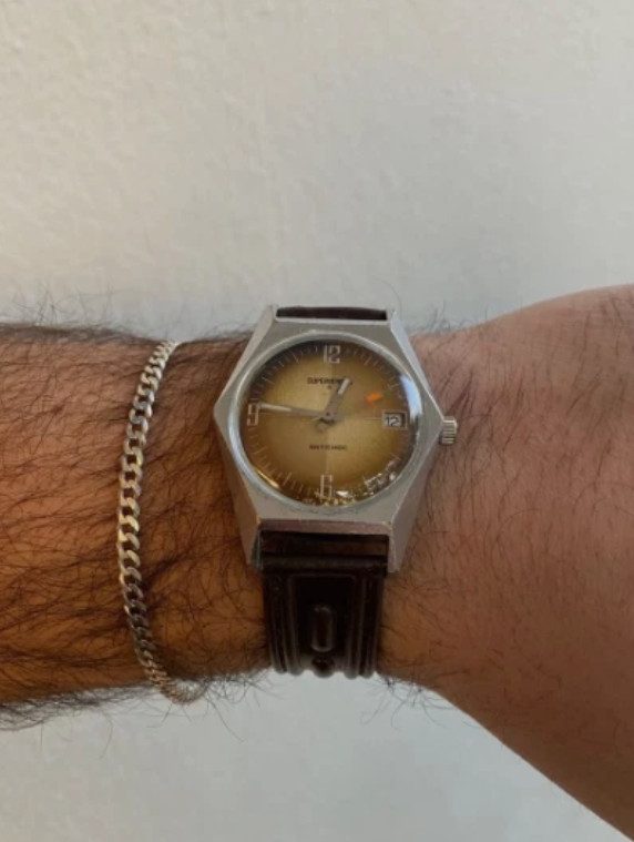 Vintage 1970s Men’s Supervernos 21 cal.FE 140-1B 18 Jewels Date 36mm Watch