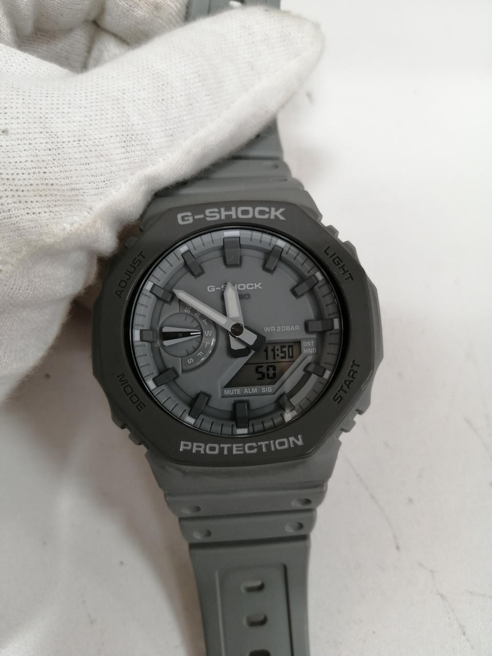 [A3S] Casio G-Shock GA-2100 Grey Carbon Core Guard Quartz Watch [t1x]