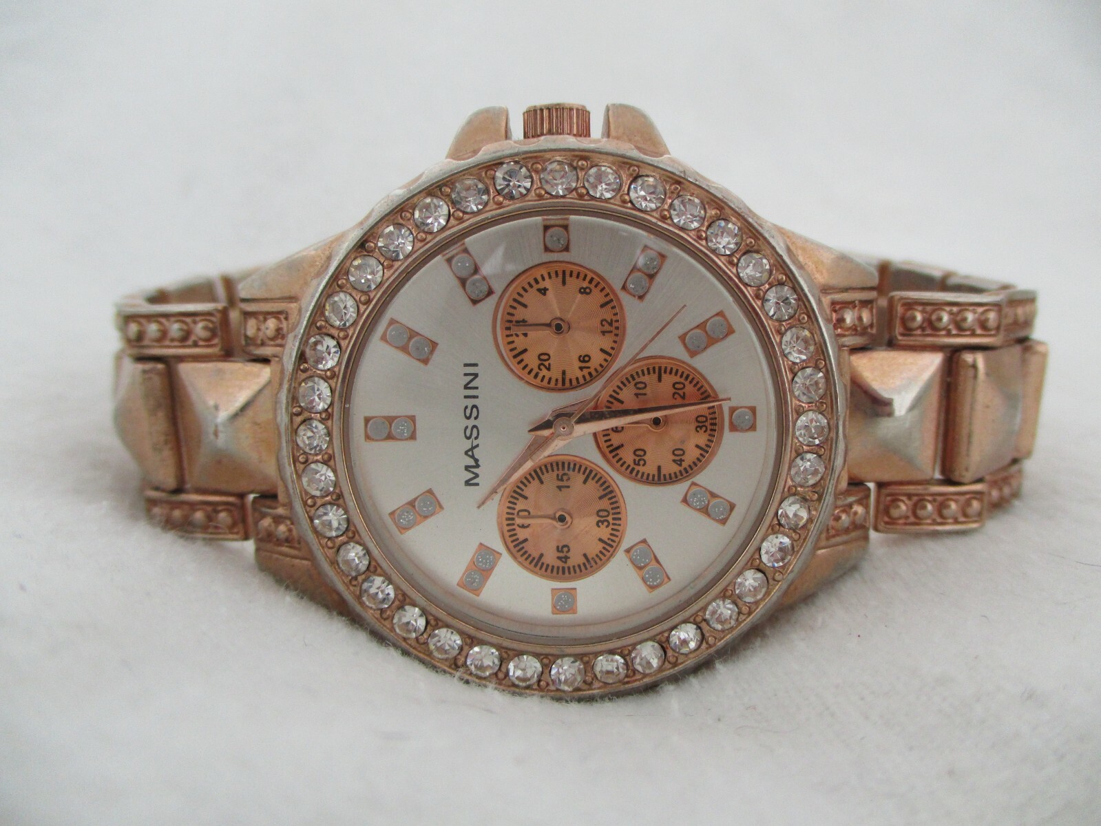 Massini Analog Wristwatch