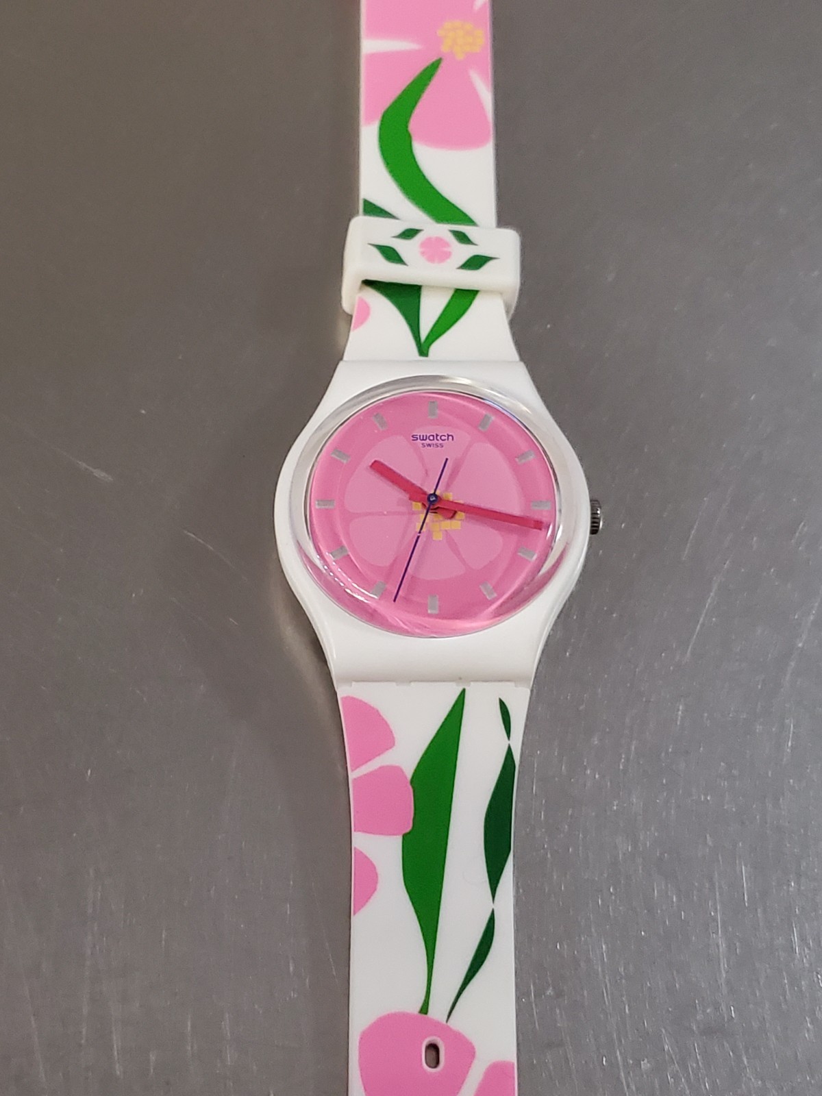 Swatch Watch Primevere GZ304 Analog 2017 Swiss Quartz Floral Plant Design 34 mm