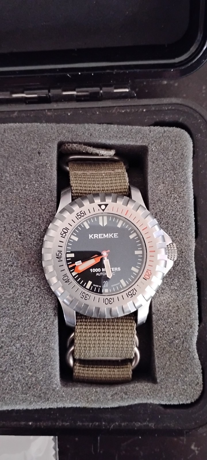 Kremke Subzilla Automatic 1000m Diver Date Green Nylon Strap Box Papers