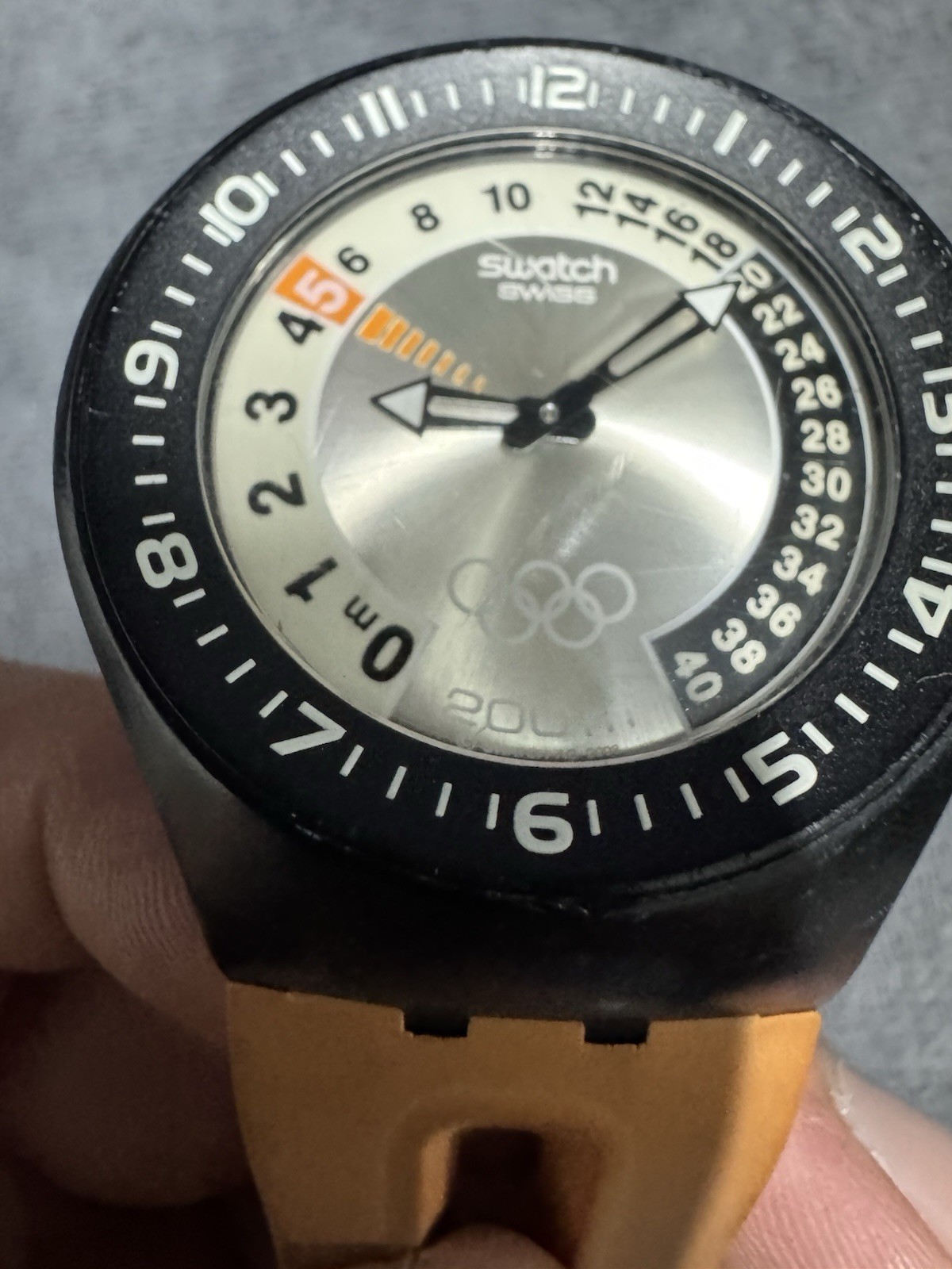 SWatch CLIMBING LOBSTER Scuba SUGB103 Olympic Please See Description