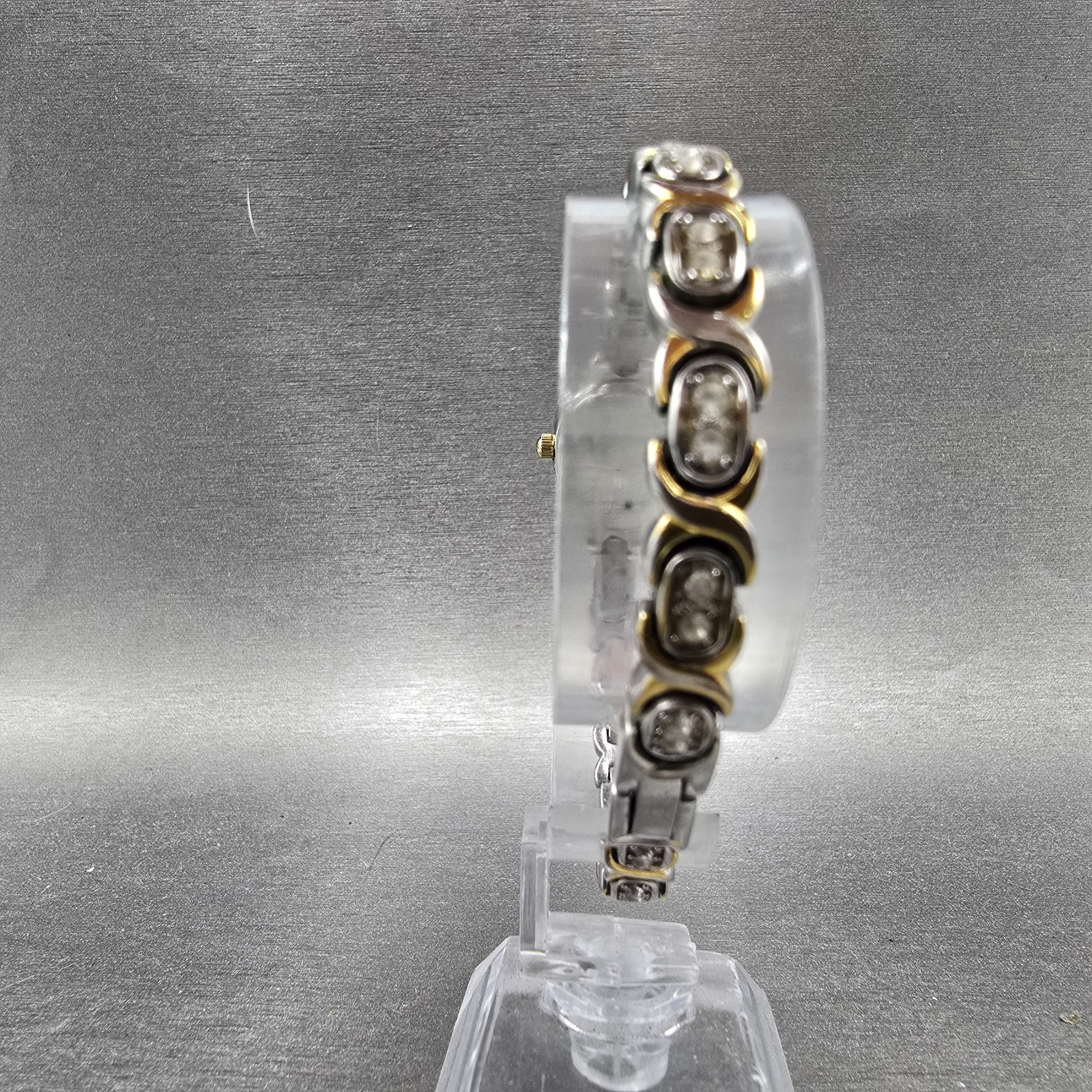 Bulova Watch Women 17mm MOP Dial Two Tone Oval 98L005 New Battery Crystals
