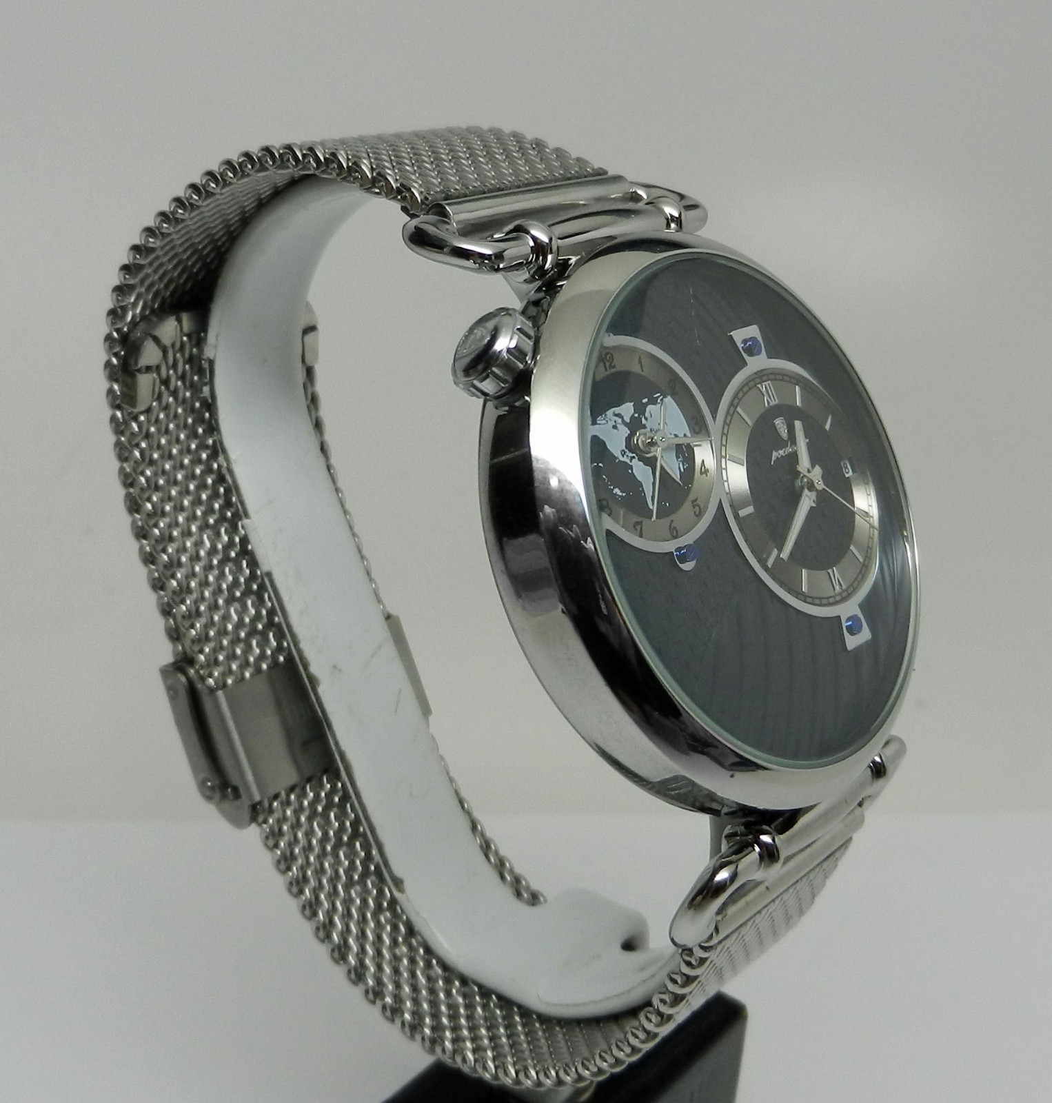 Men’s Dual Time 44mm Textured Blue Date Dial Stainless Steel Mesh Strap Watch