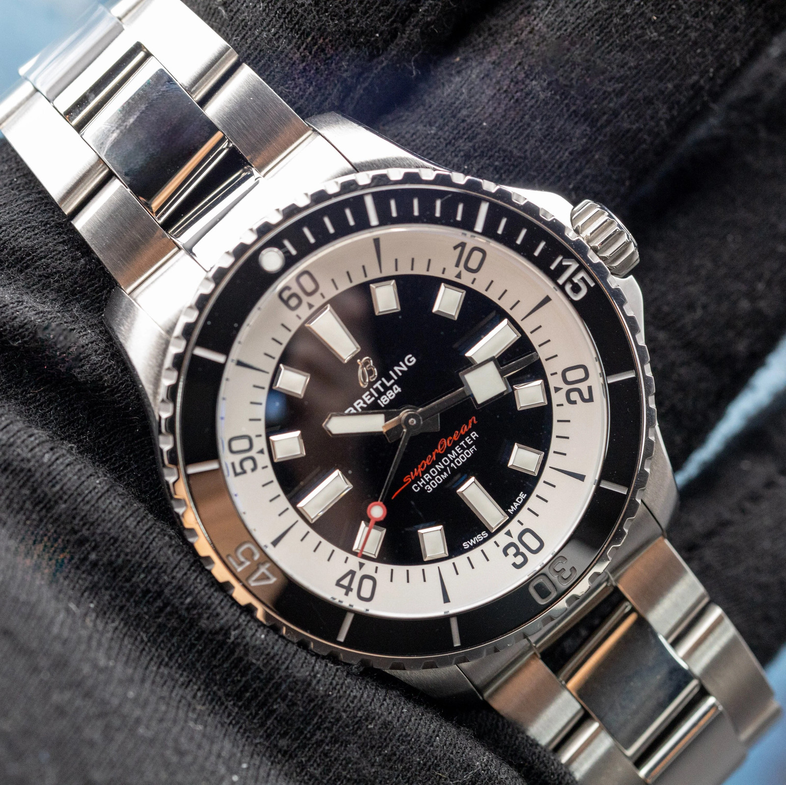 2025 Breitling Superocean Auto 44 Black Dial A17376211B1A1 | Full Set | Warranty