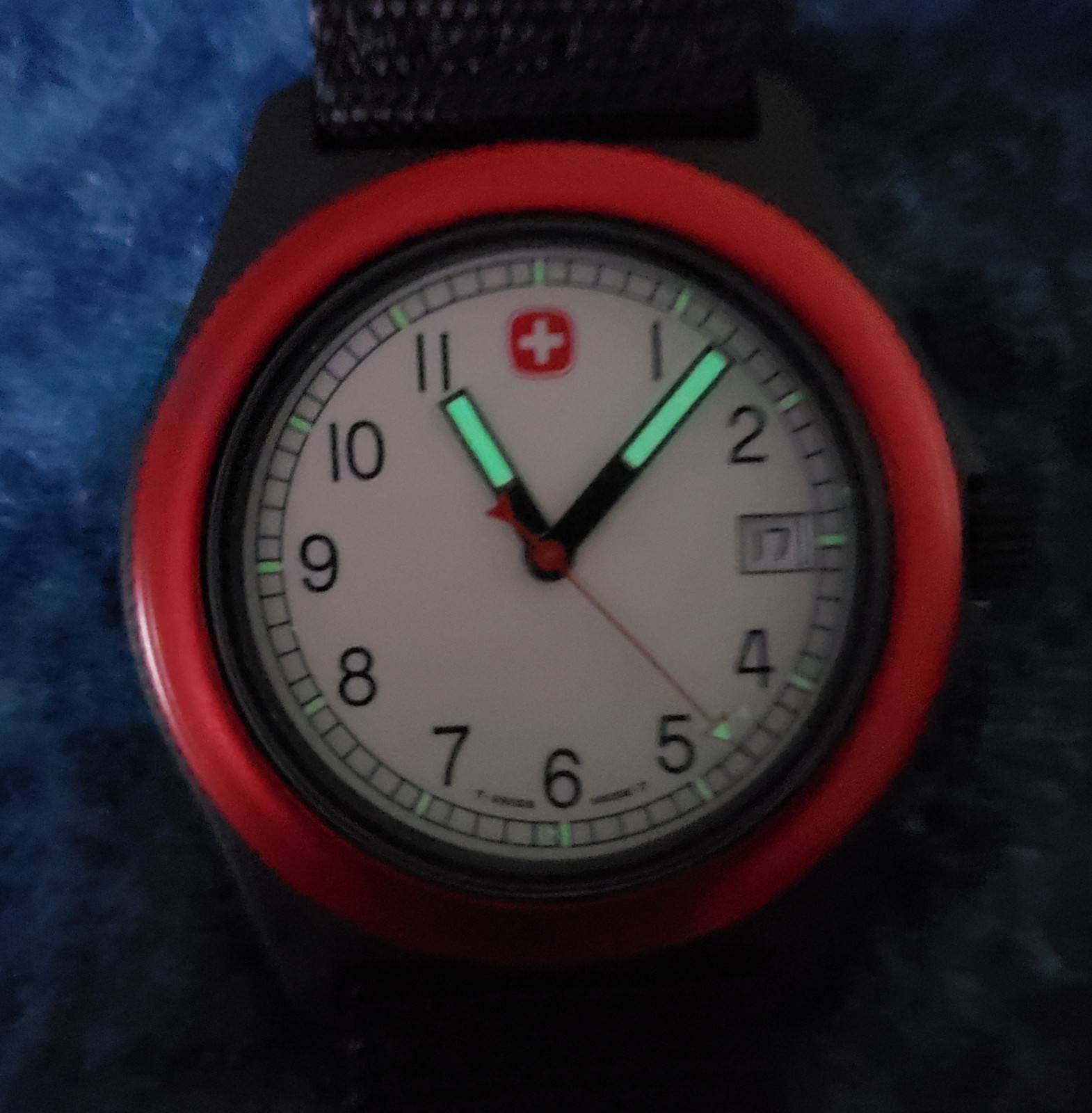 *SCARCE* RARE ED. Swiss Made men’s watch red bezel ivory dial black case & strap